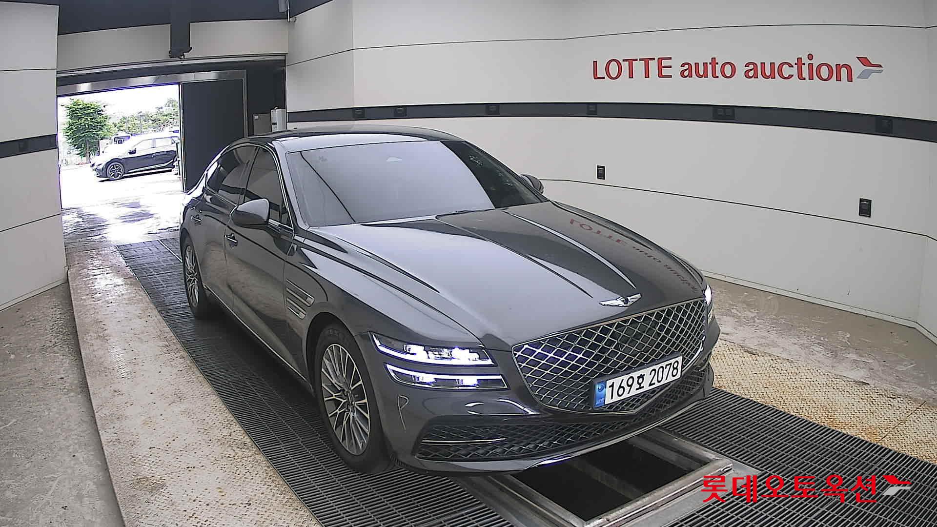 2022 - genesis g80