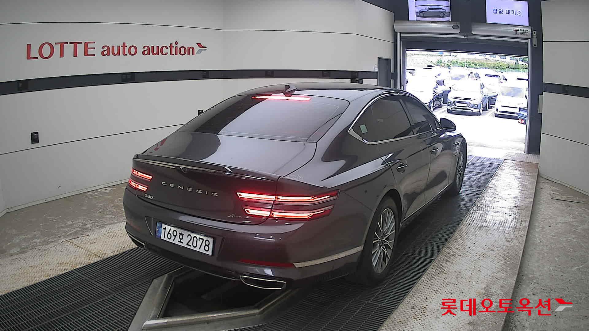 2022 - genesis g80