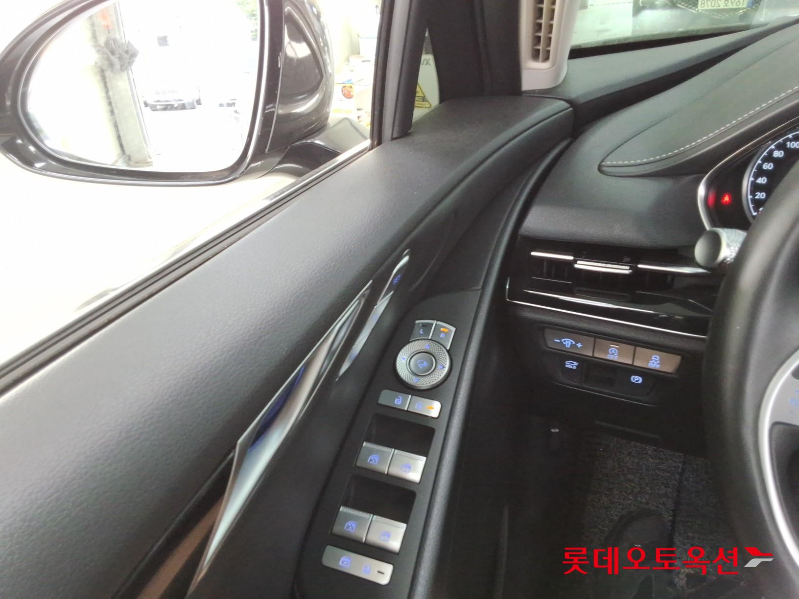 2022 - genesis g80