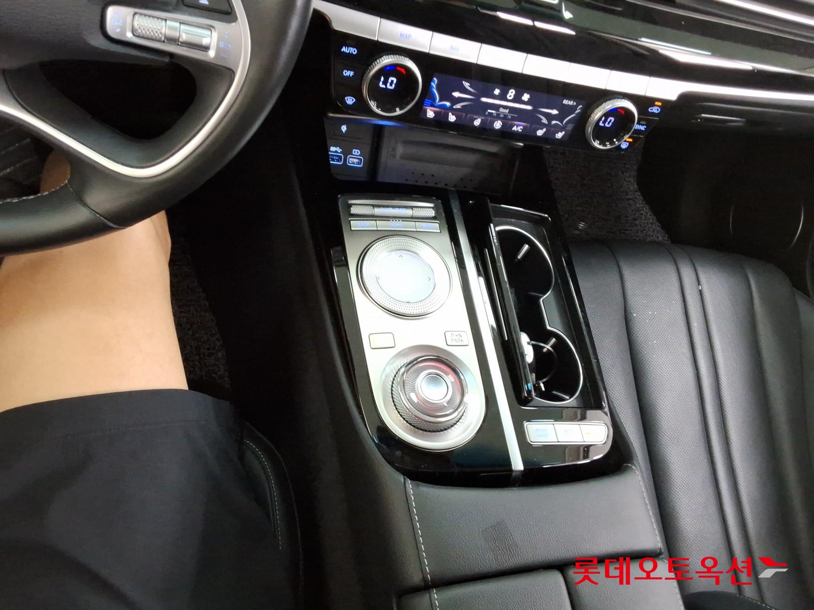 2022 - genesis g80