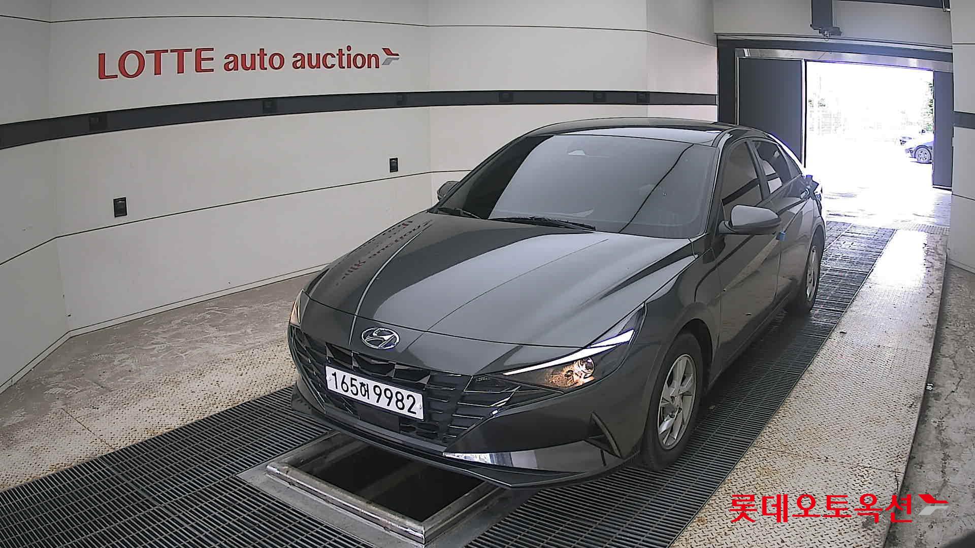 2022 - hyundai avante