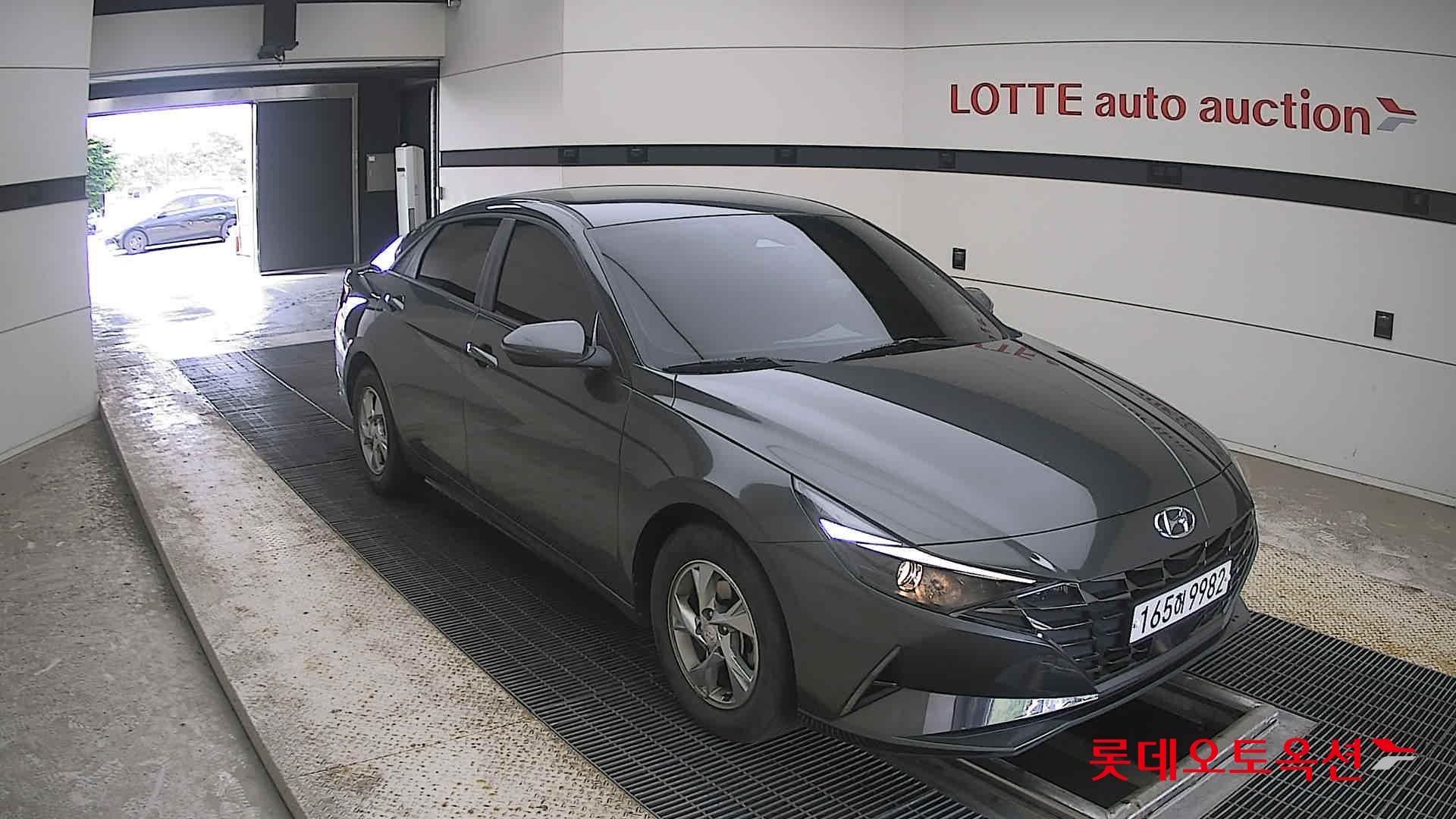 2022 - hyundai avante