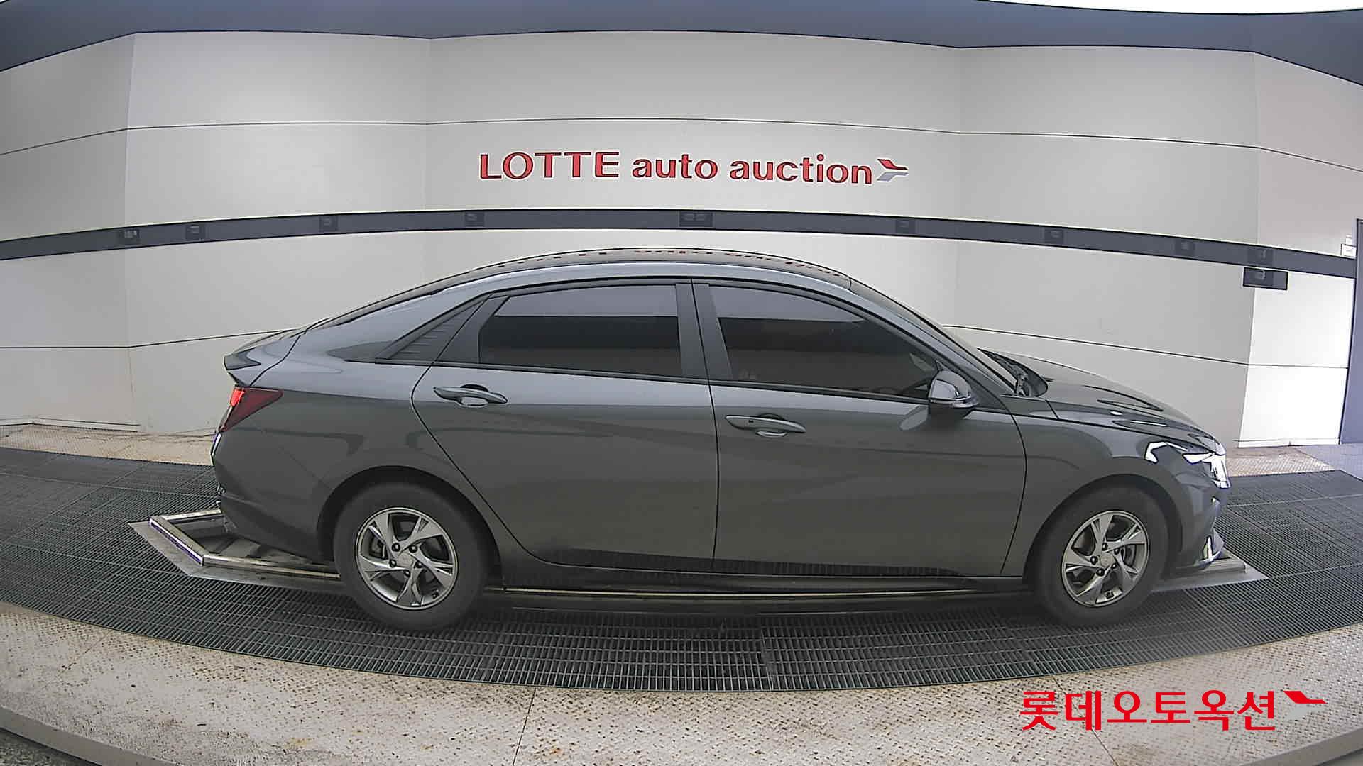 2022 - hyundai avante