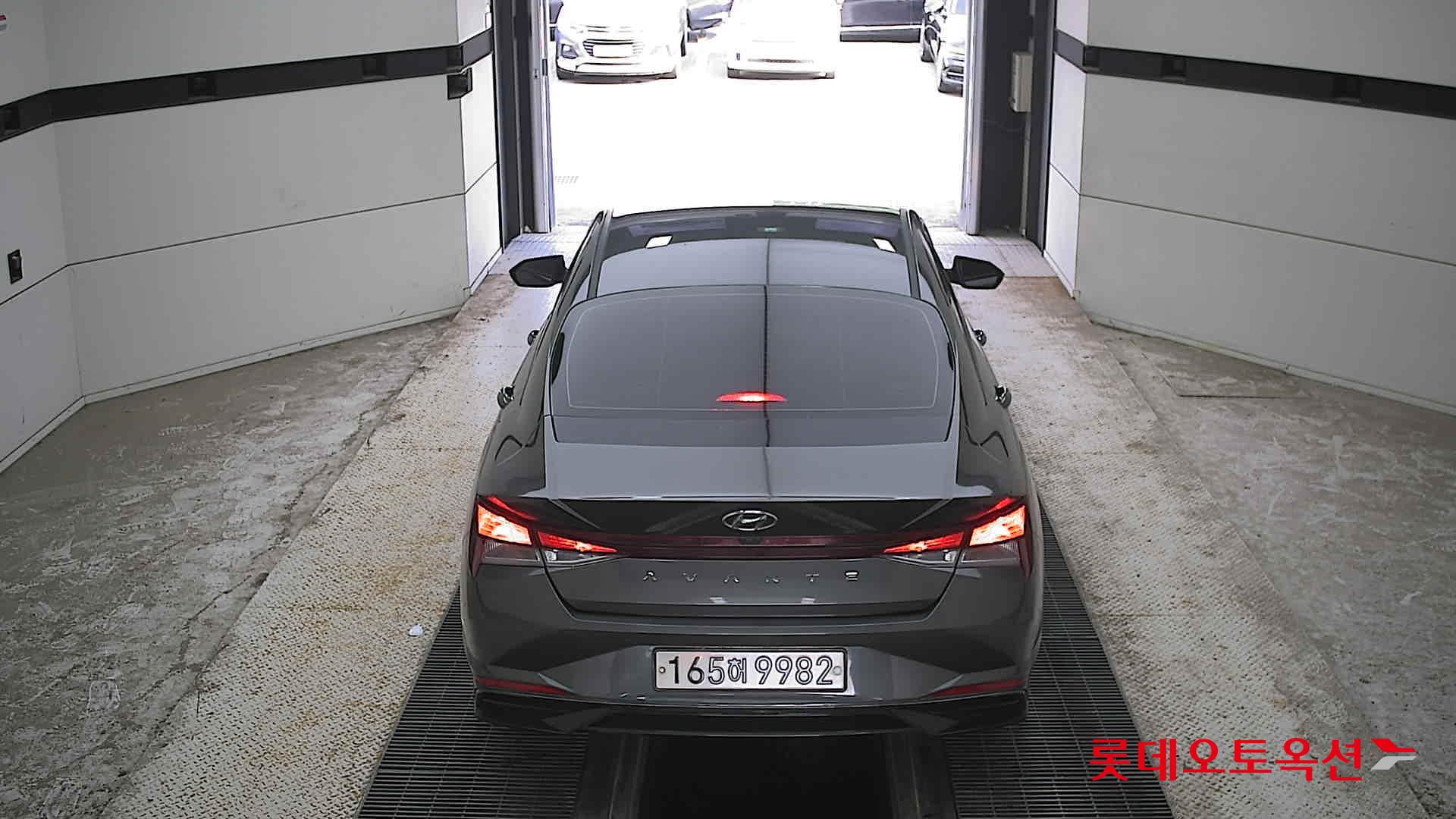 2022 - hyundai avante