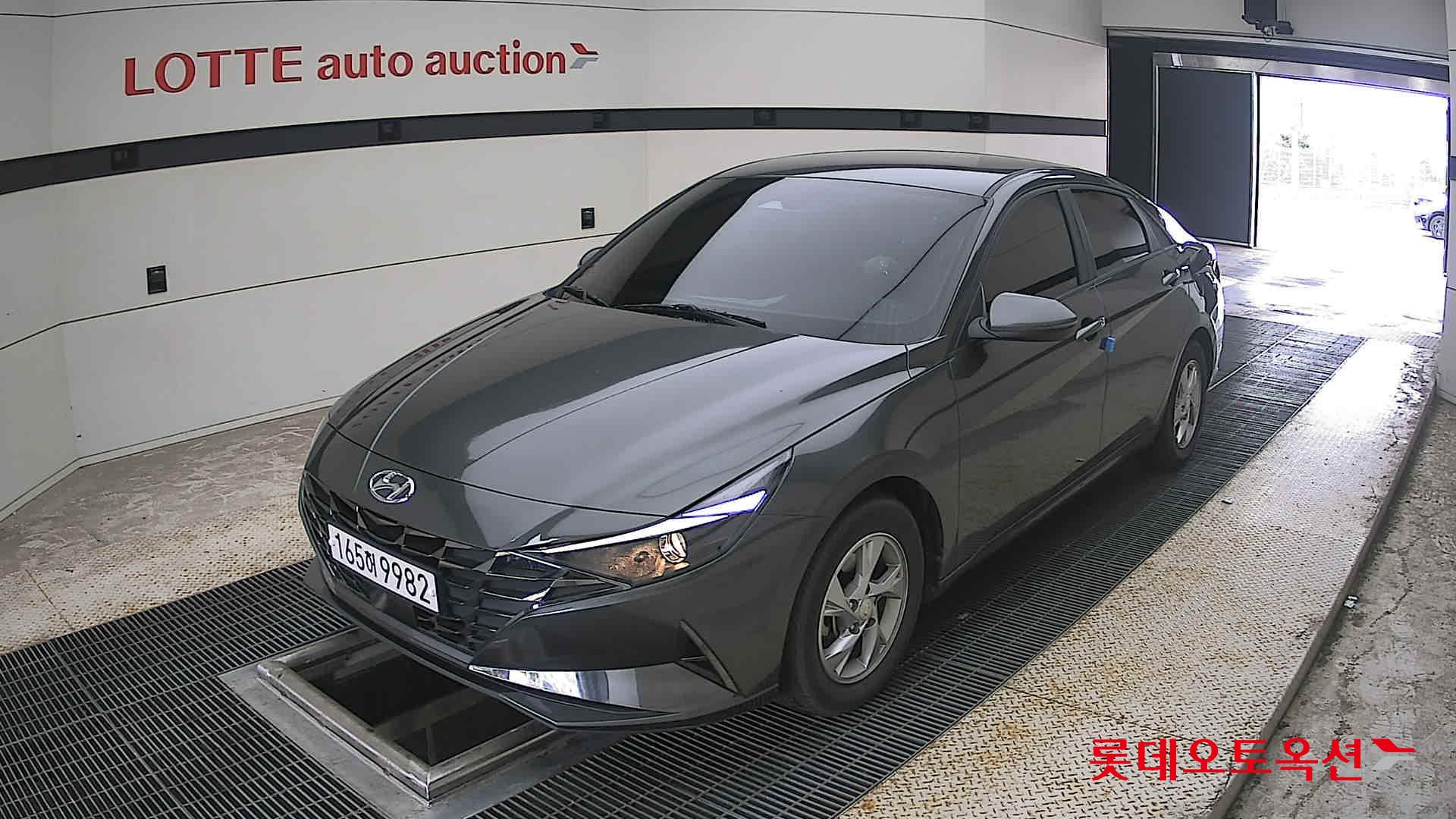 2022 - hyundai avante
