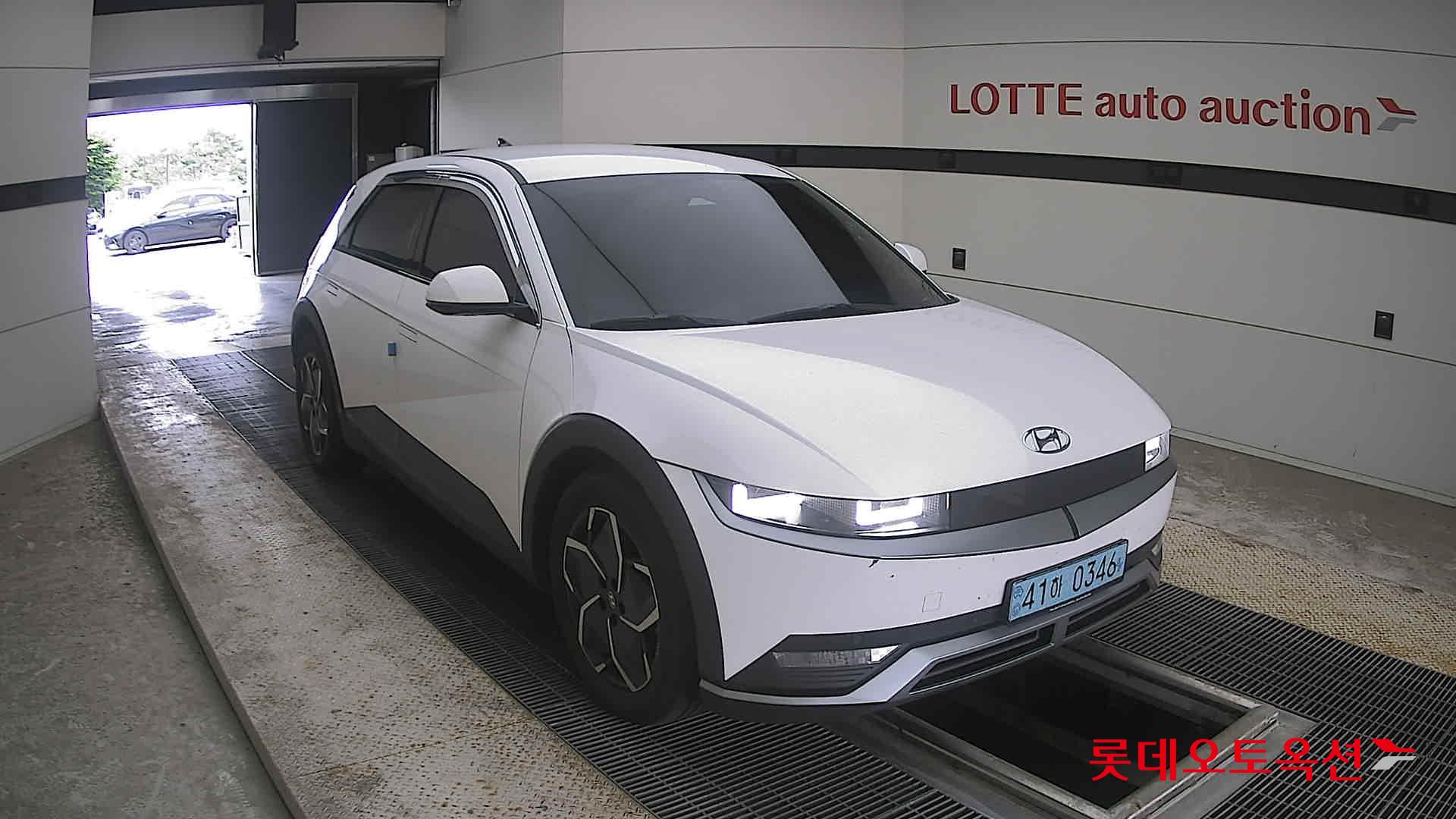 2022 - hyundai ioniq