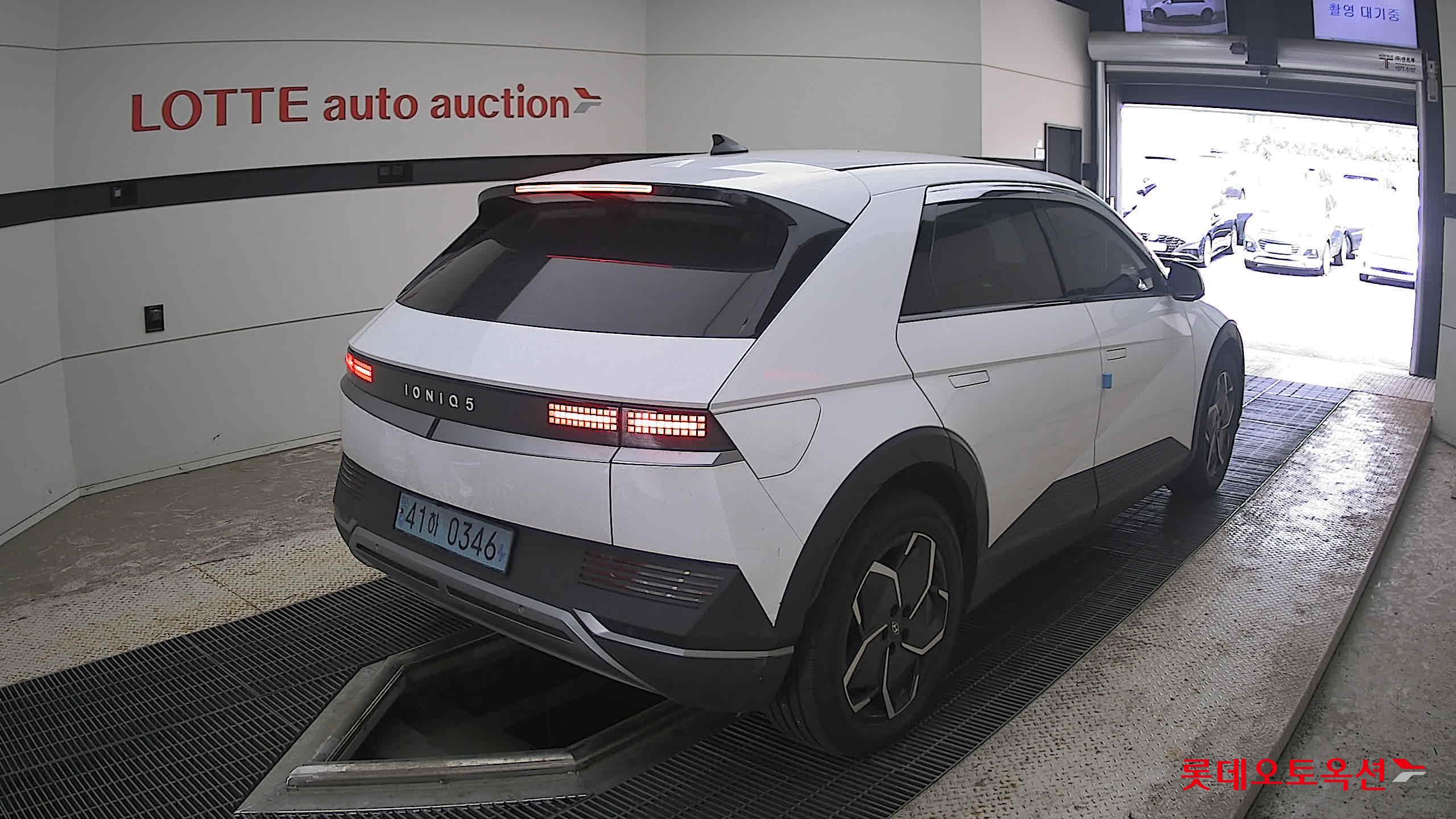 2022 - hyundai ioniq