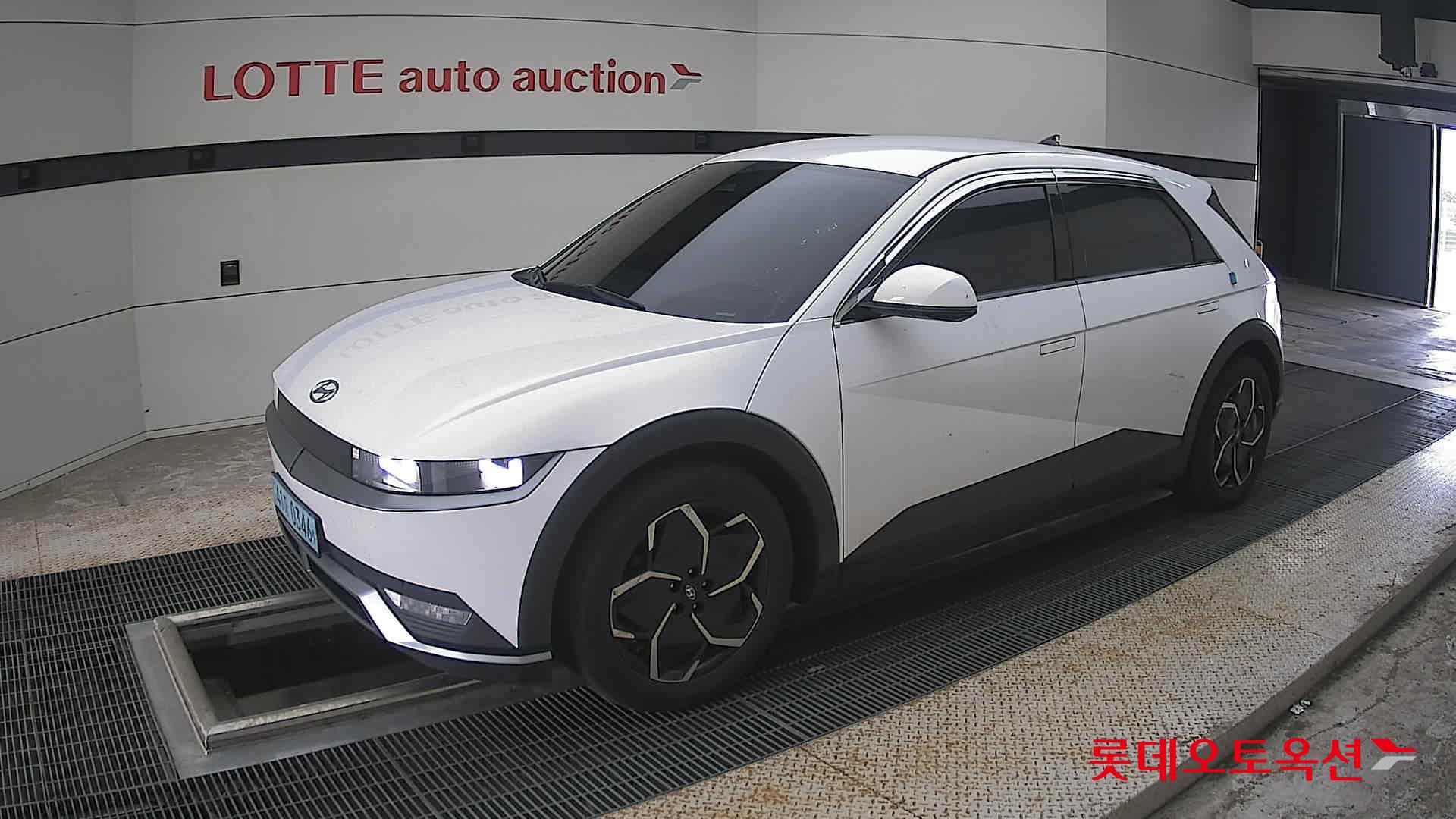 2022 - hyundai ioniq