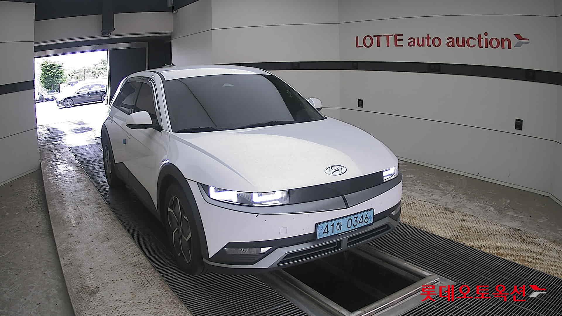 2022 - hyundai ioniq