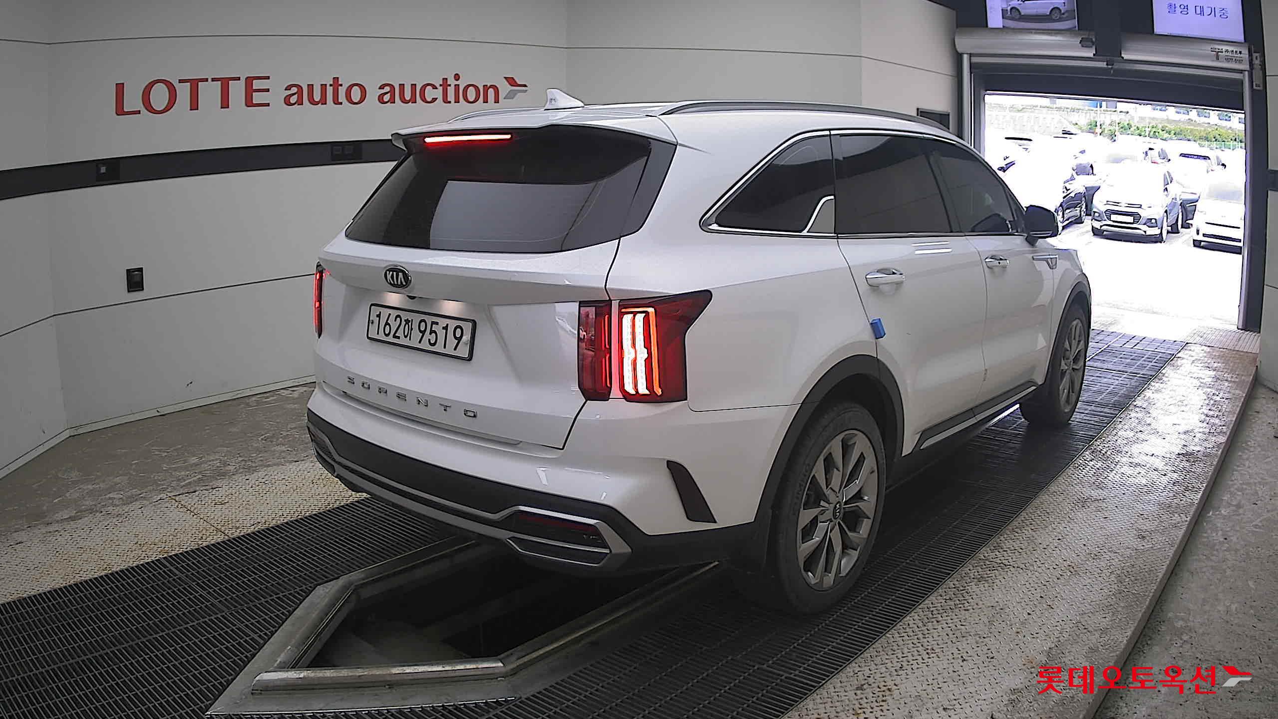 2021 - kia sorento