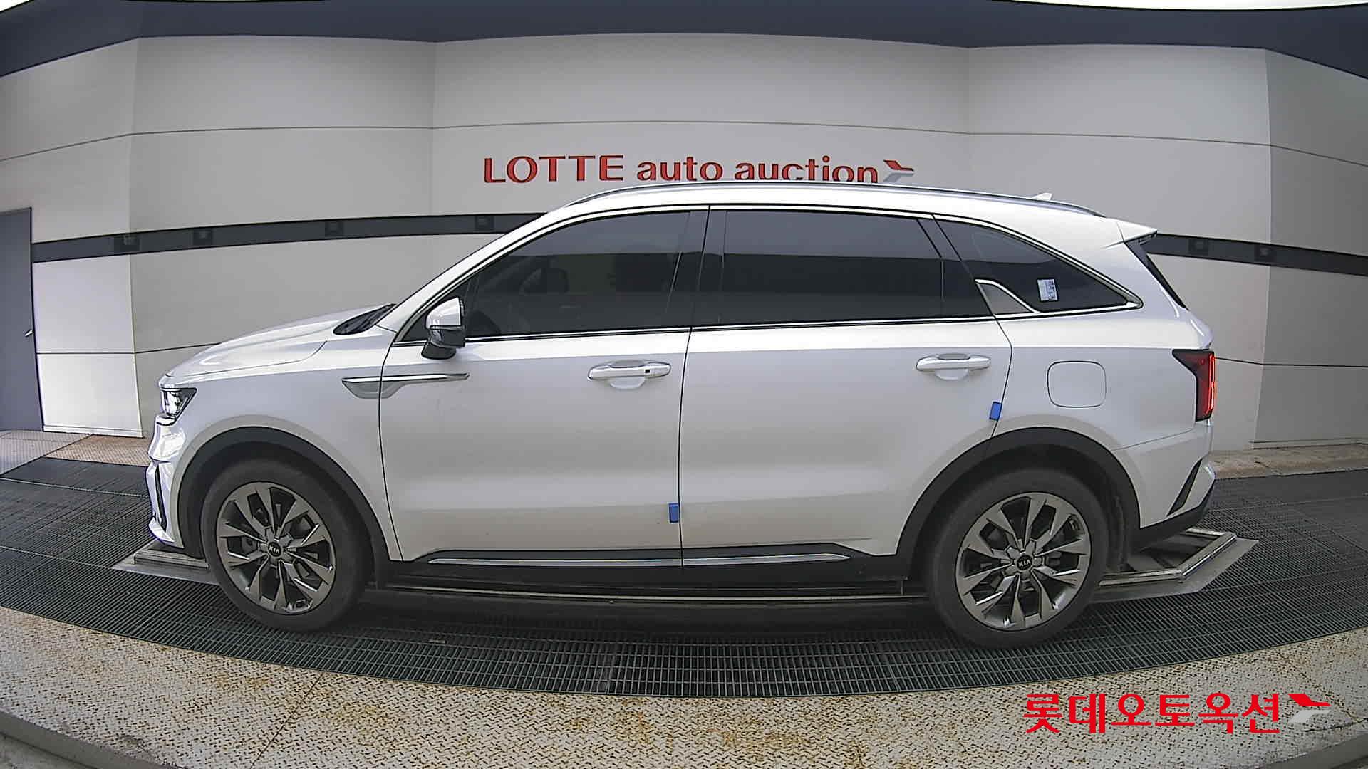 2021 - kia sorento
