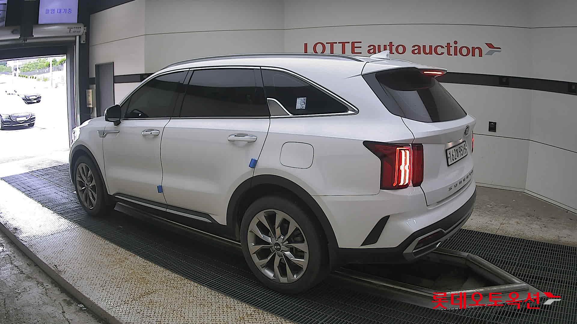 2021 - kia sorento