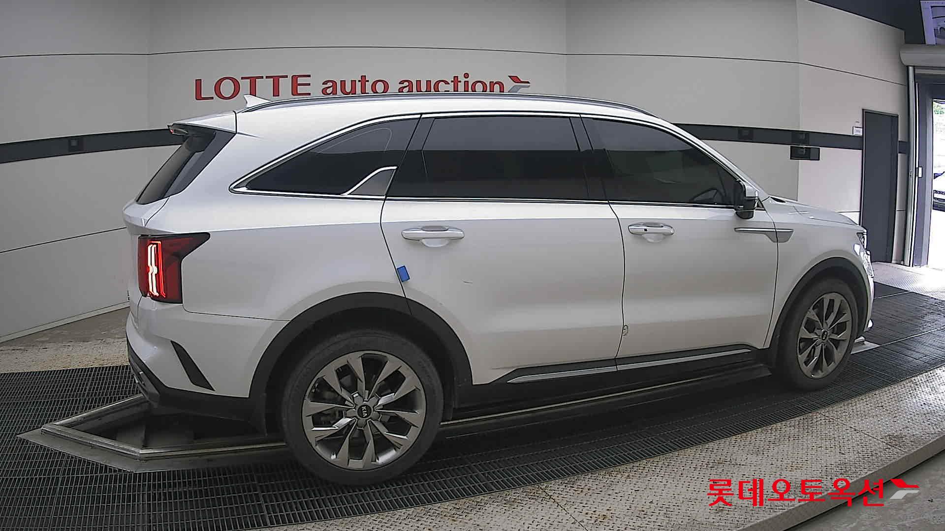 2021 - kia sorento