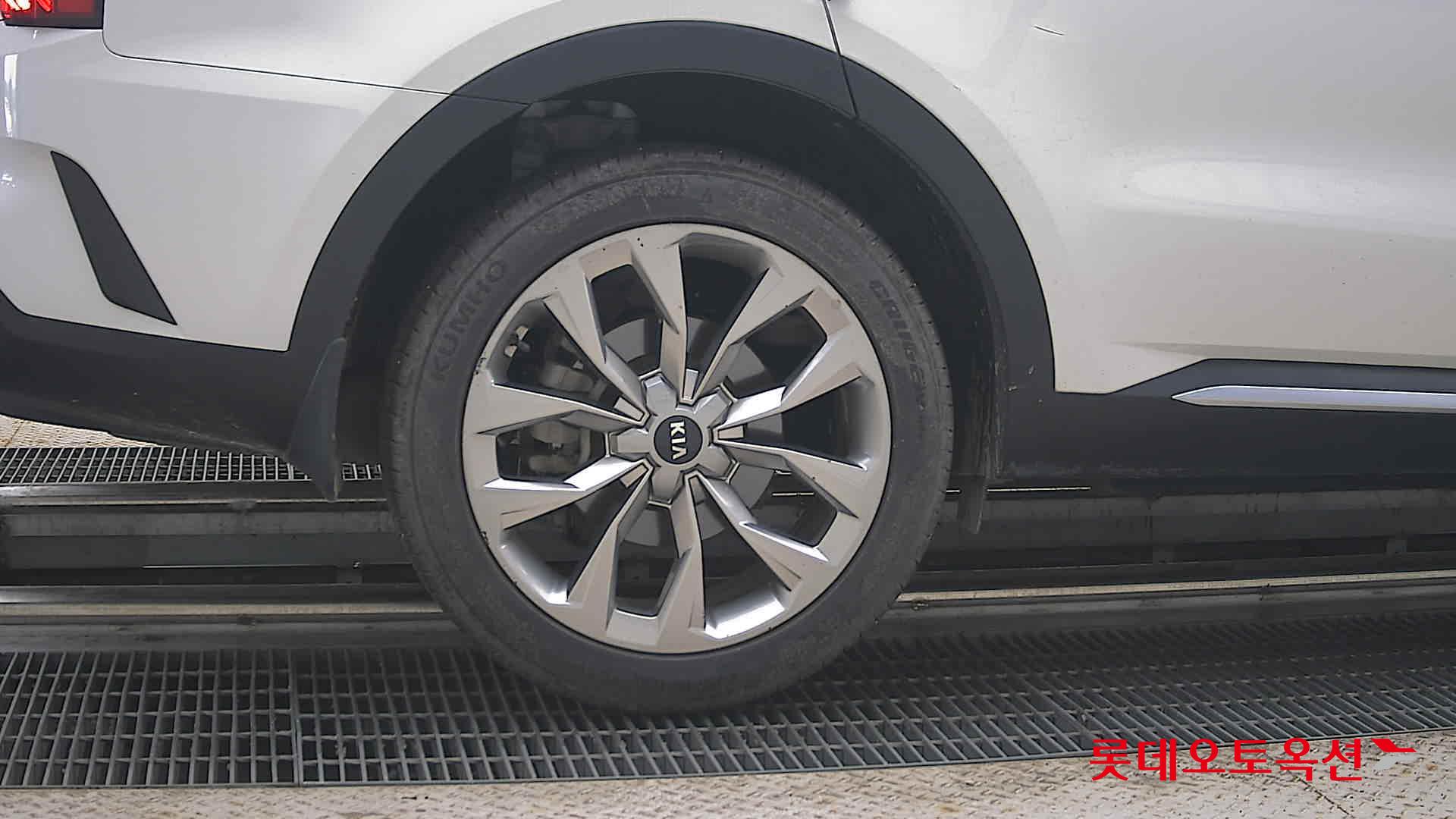 2021 - kia sorento