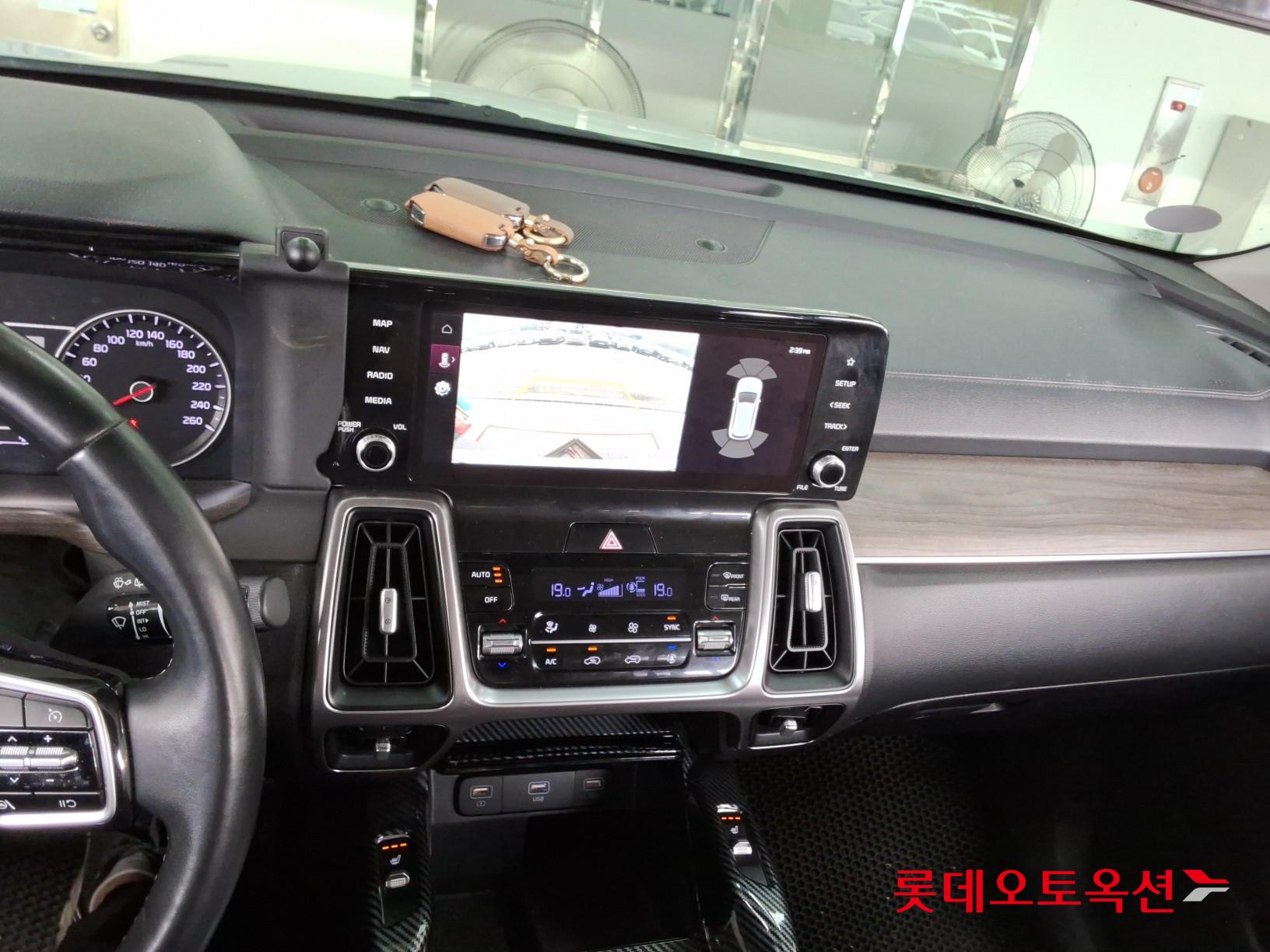 2021 - kia sorento