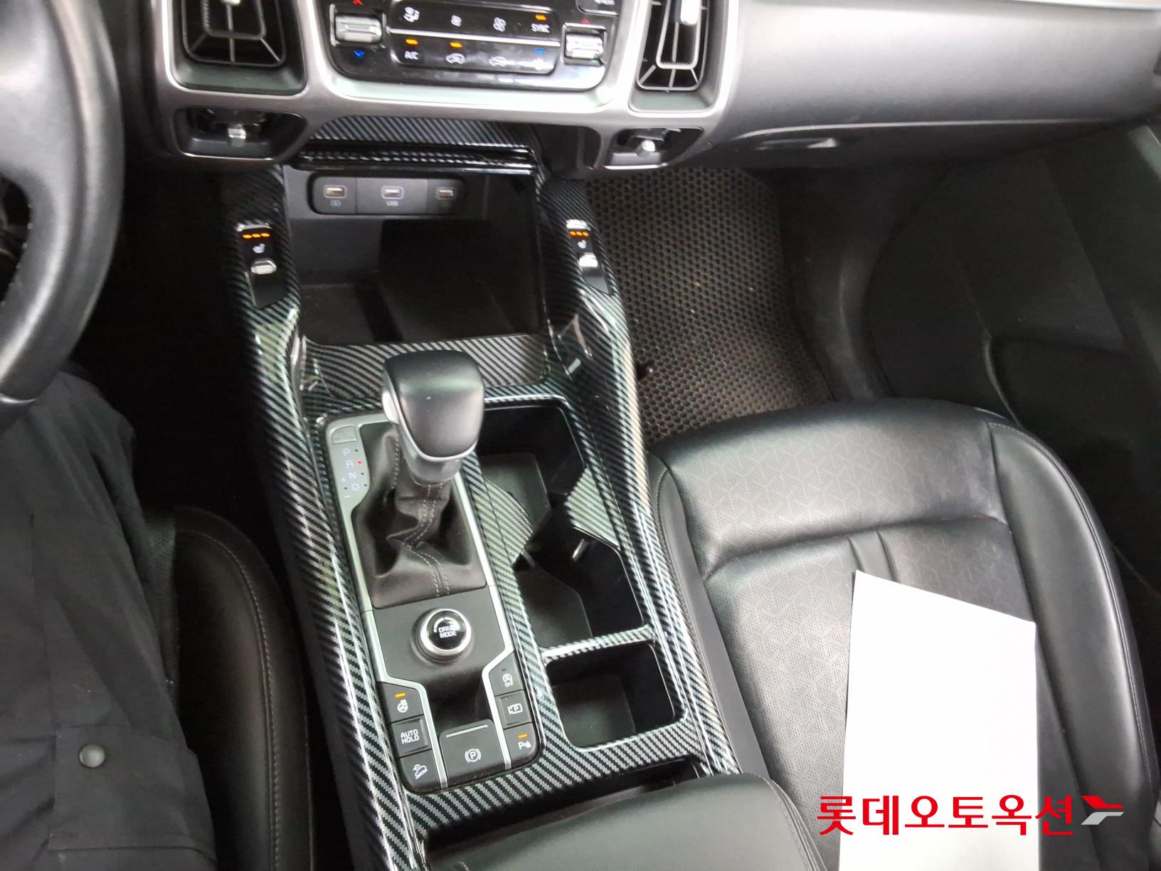 2021 - kia sorento