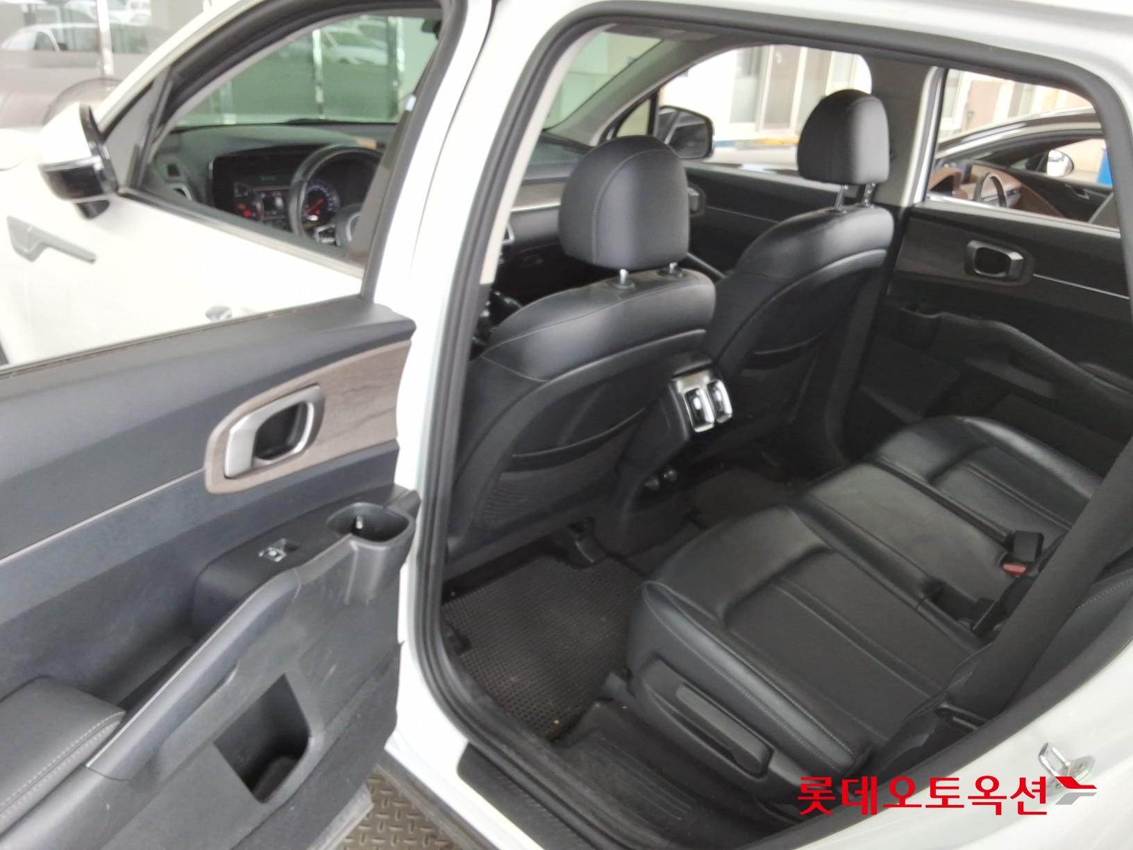 2021 - kia sorento