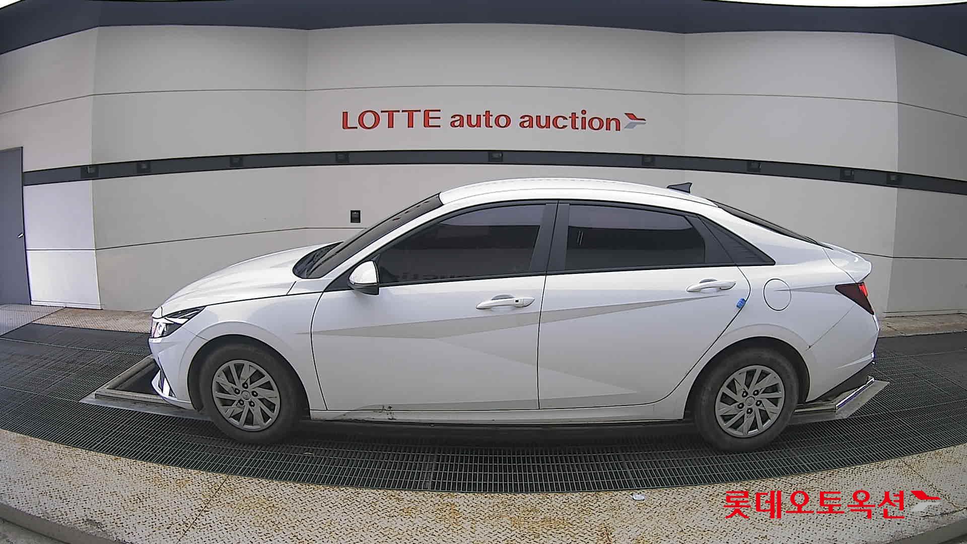 2021 - hyundai avante