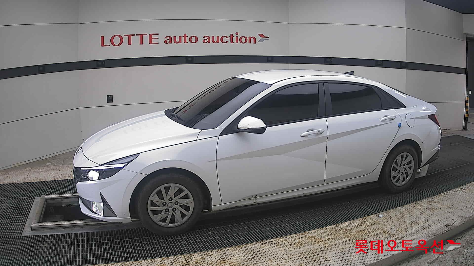 2021 - hyundai avante