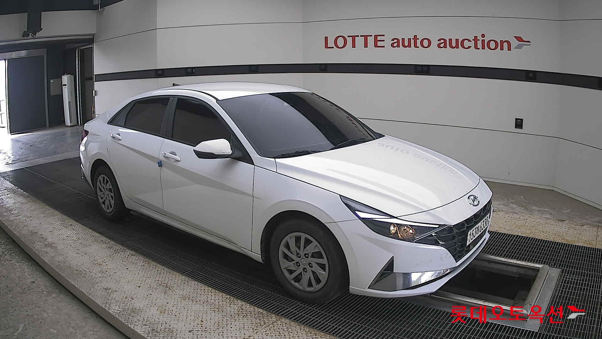 2021 - hyundai avante