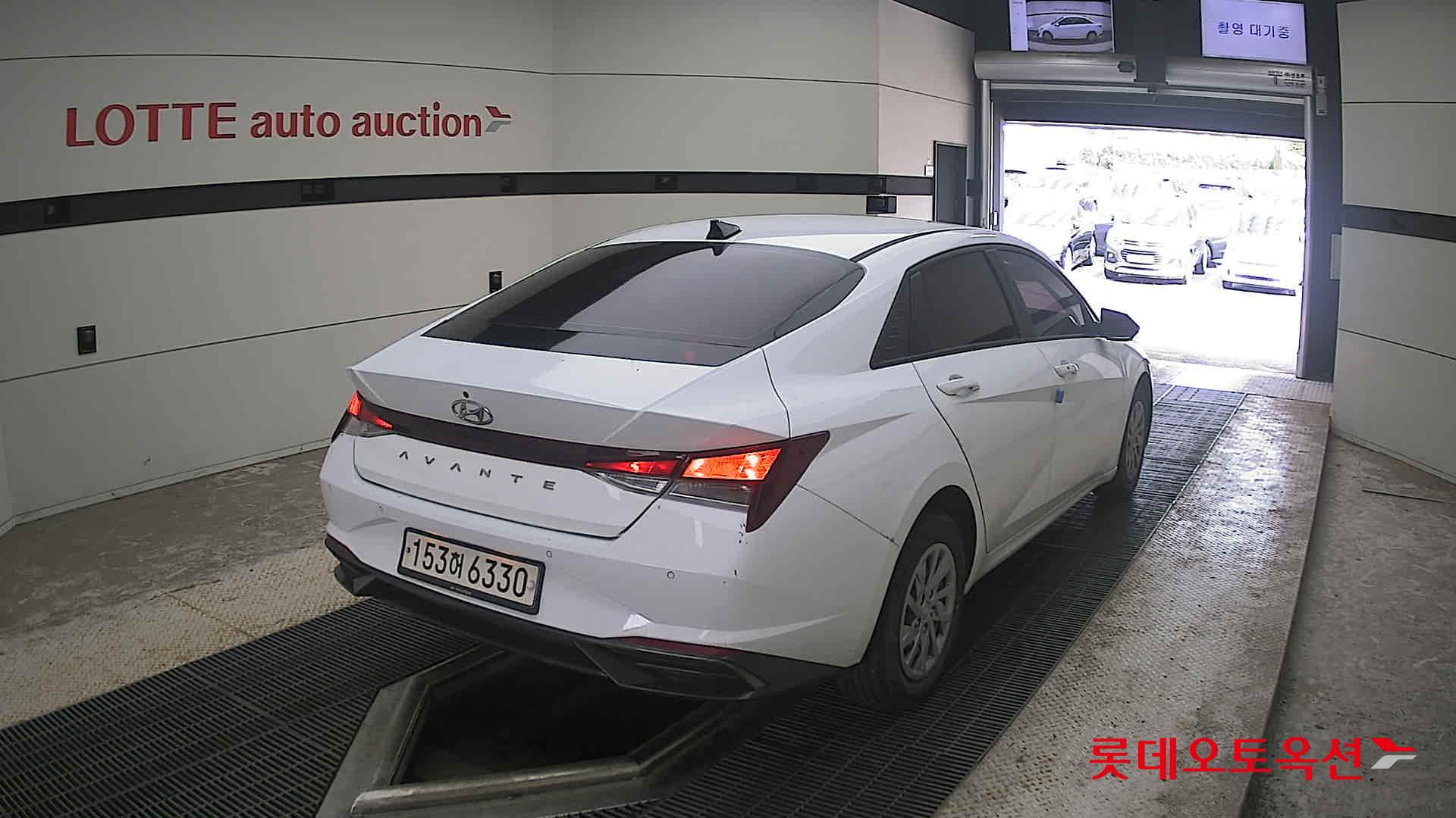 2021 - hyundai avante