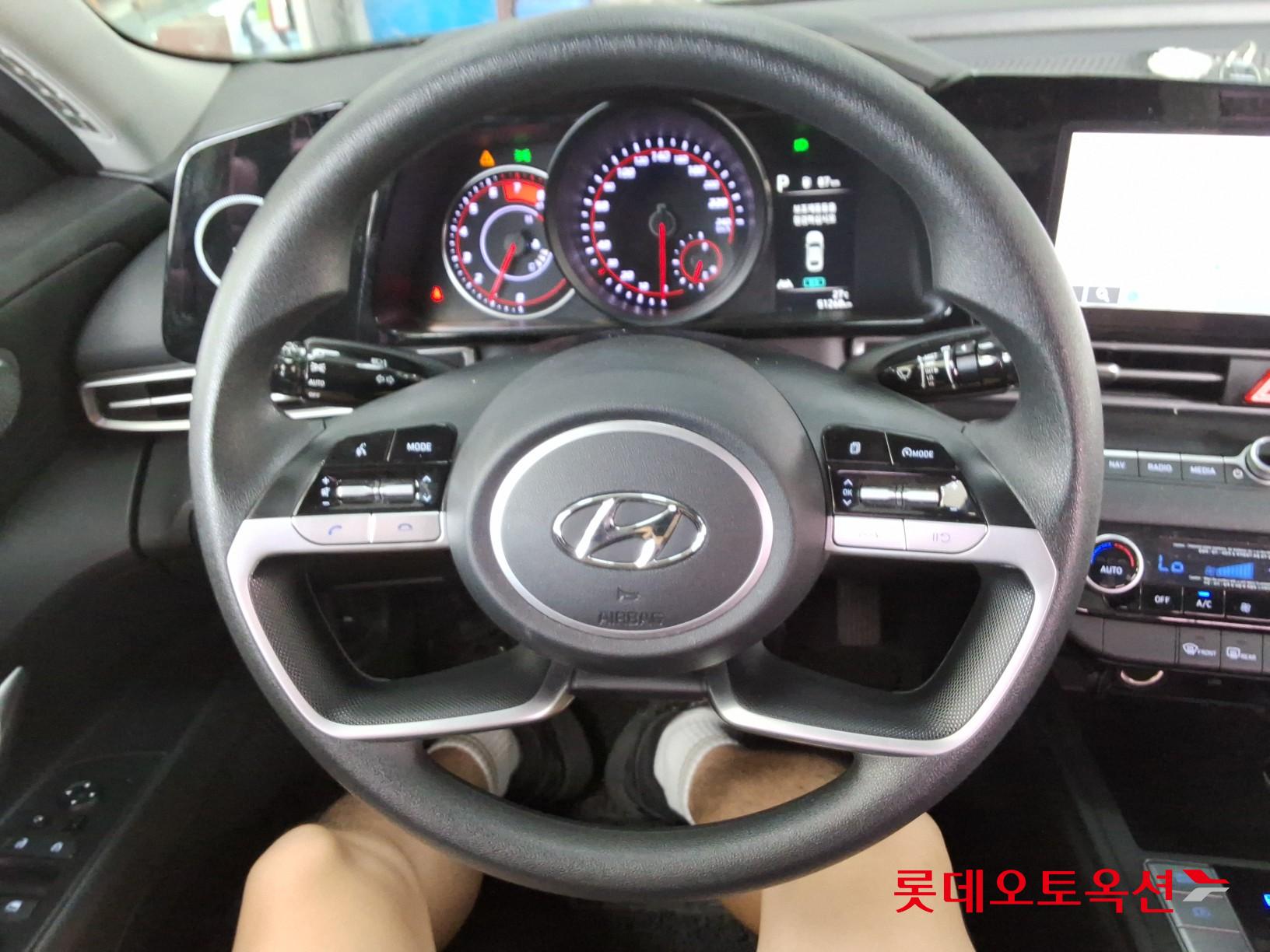 2021 - hyundai avante