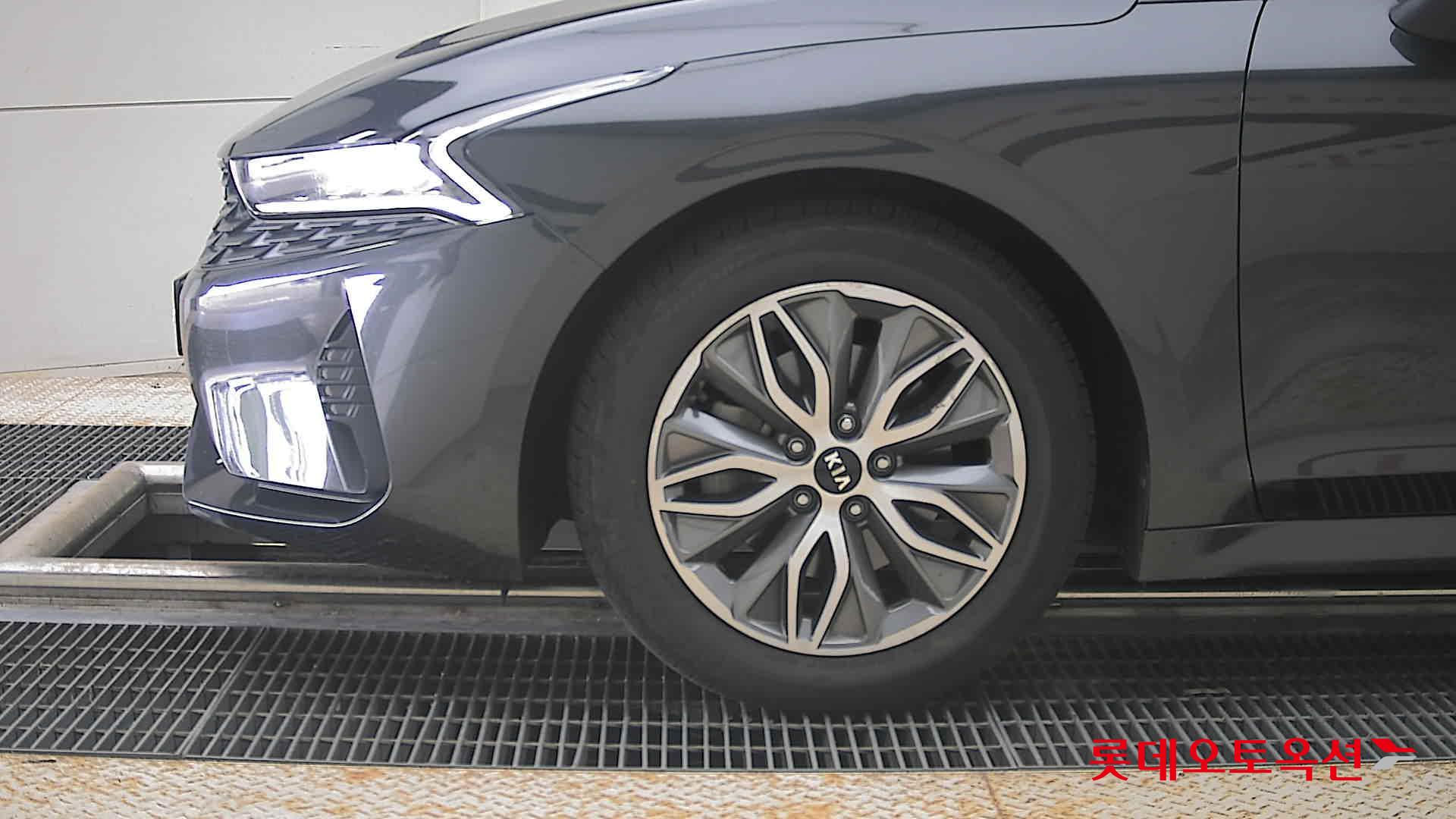 2021 - kia k5