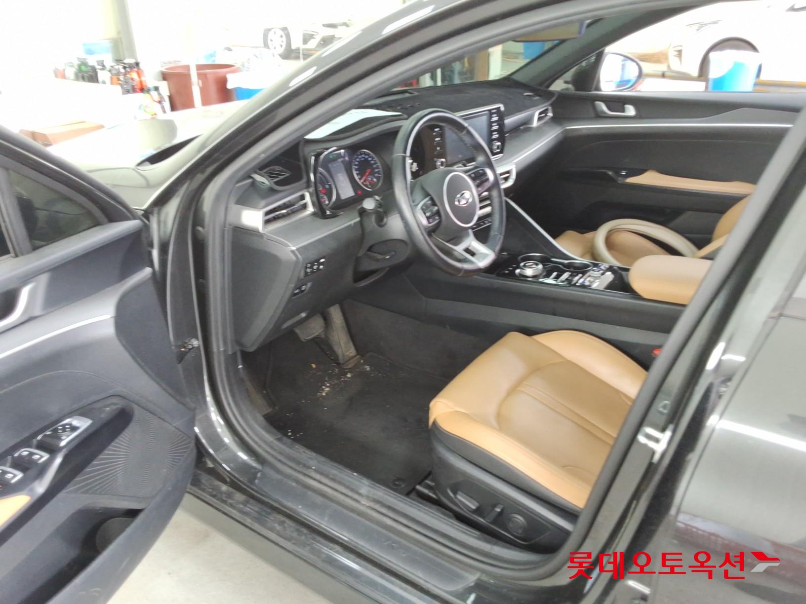 2021 - kia k5