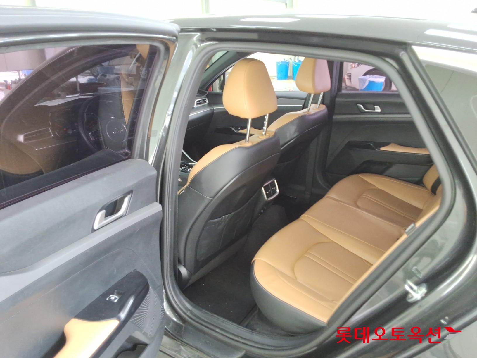 2021 - kia k5