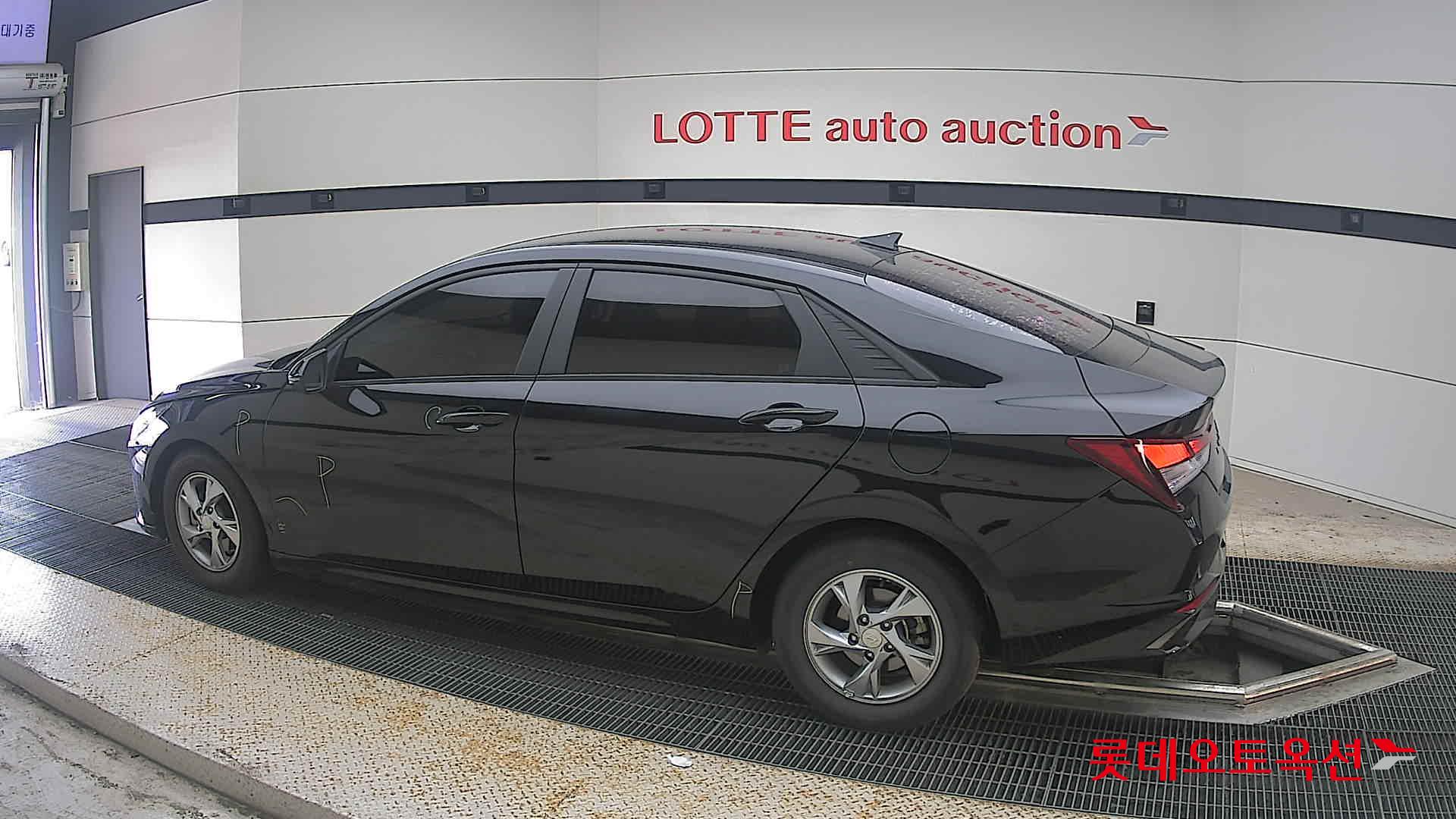 2021 - hyundai avante