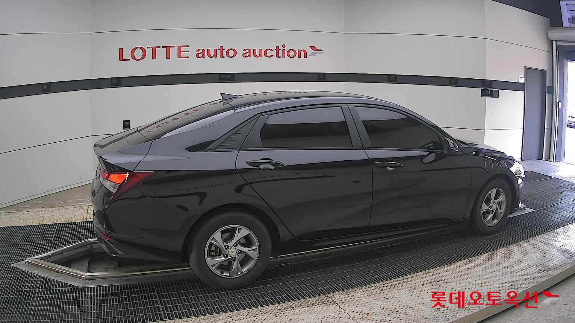 2021 - hyundai avante