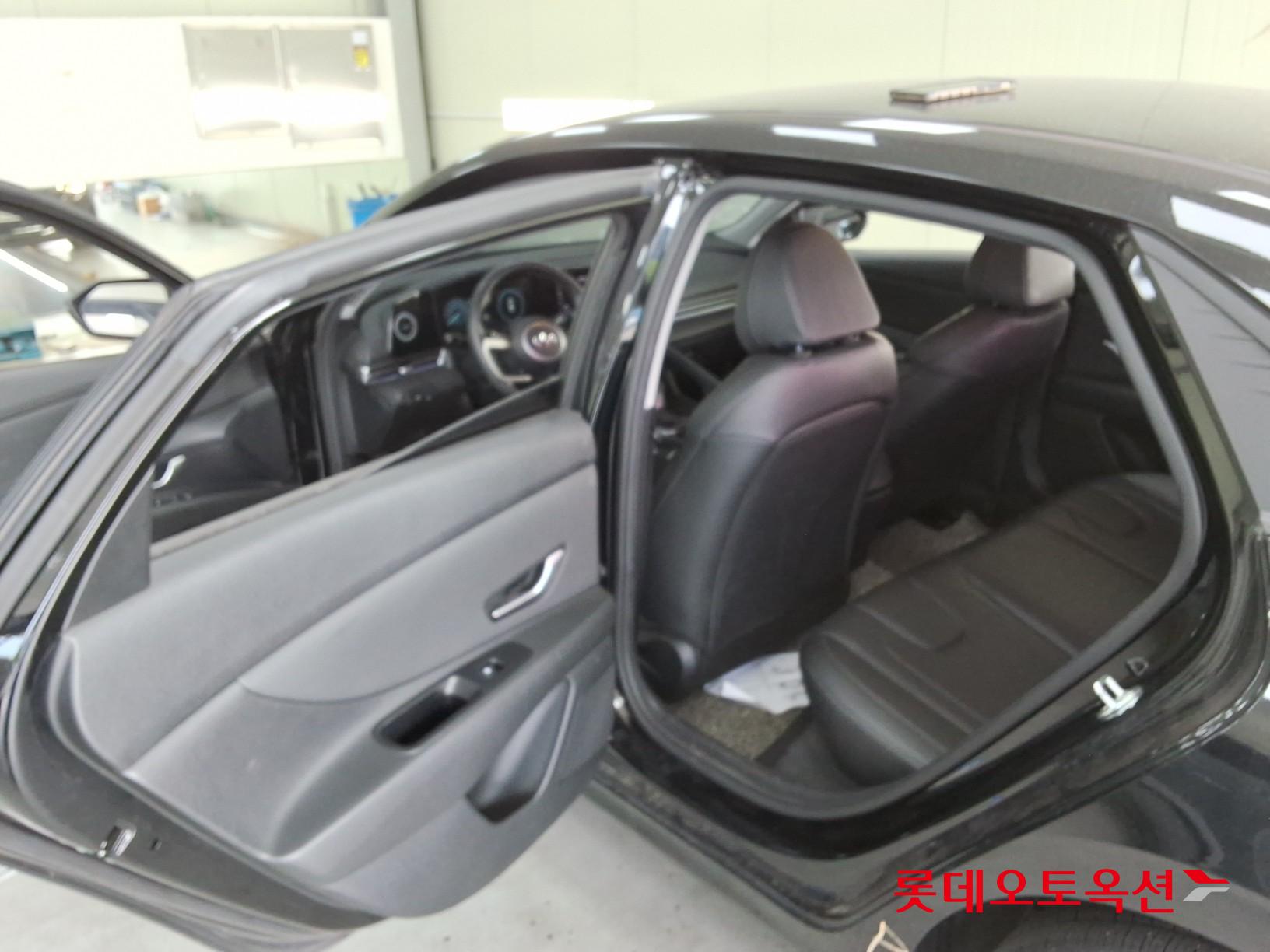 2021 - hyundai avante