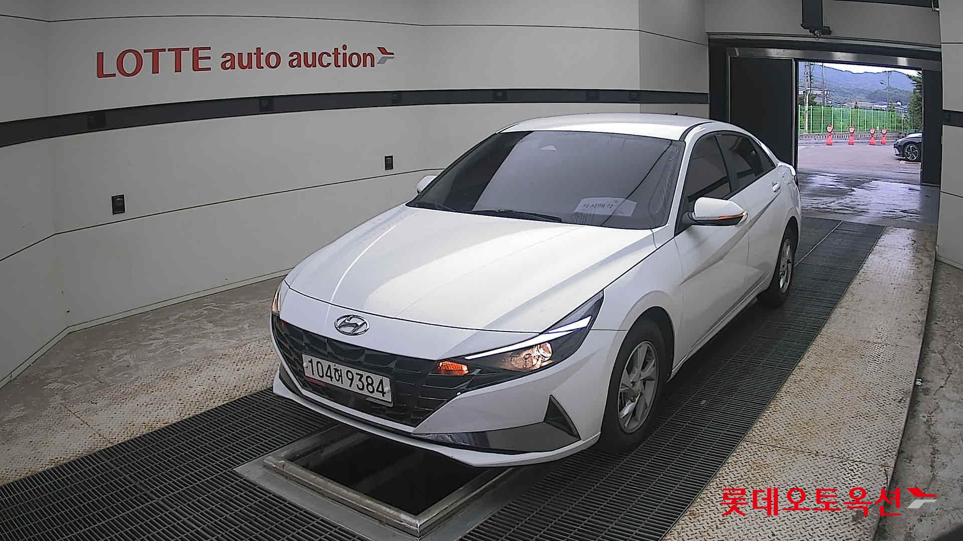 2021 - hyundai avante