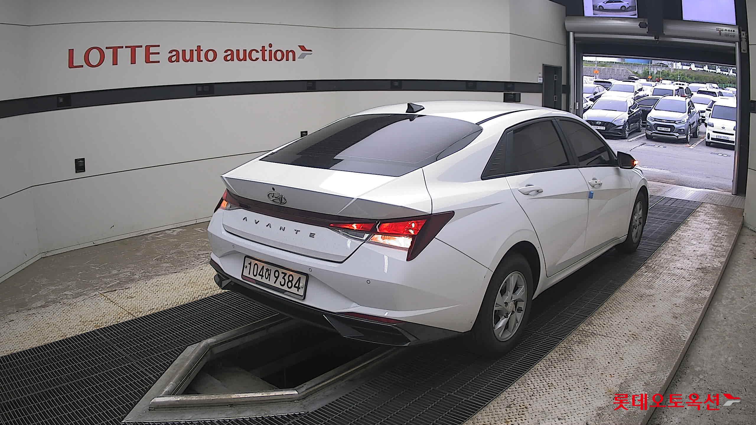 2021 - hyundai avante