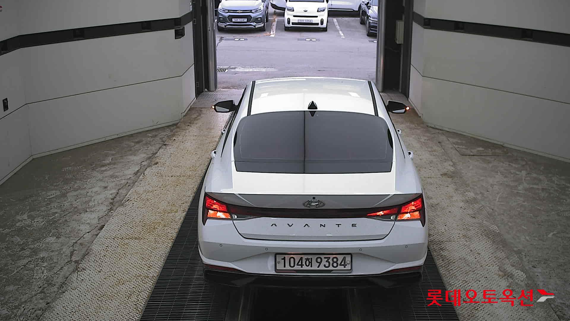 2021 - hyundai avante