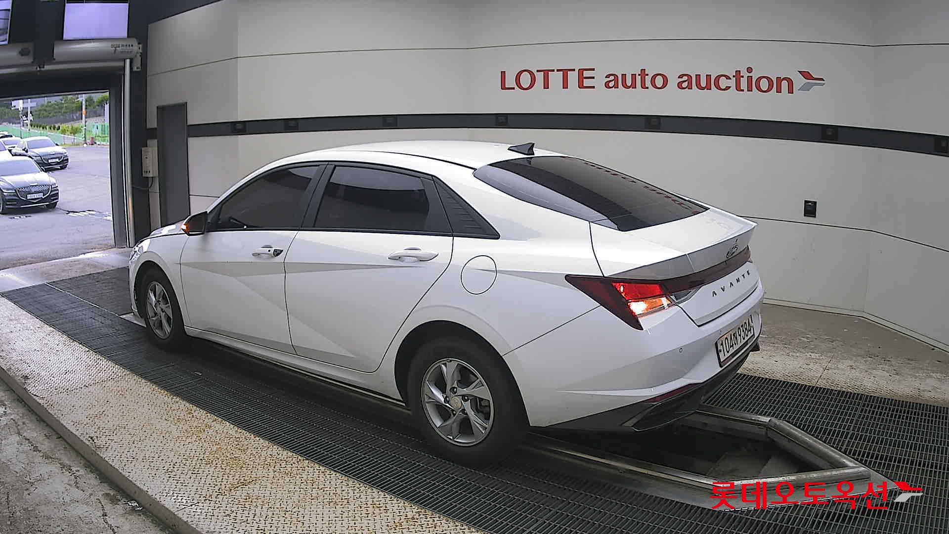 2021 - hyundai avante