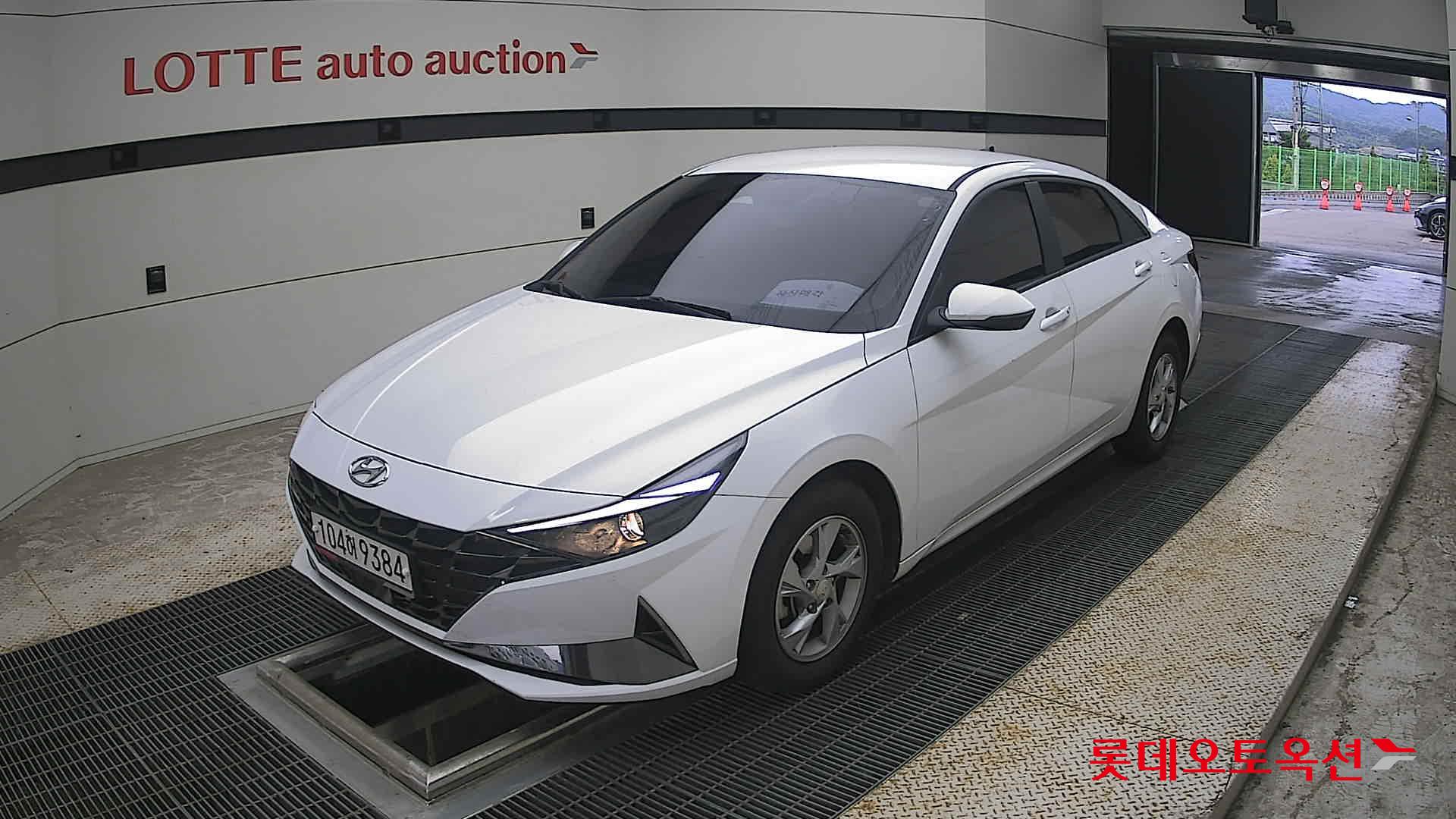 2021 - hyundai avante