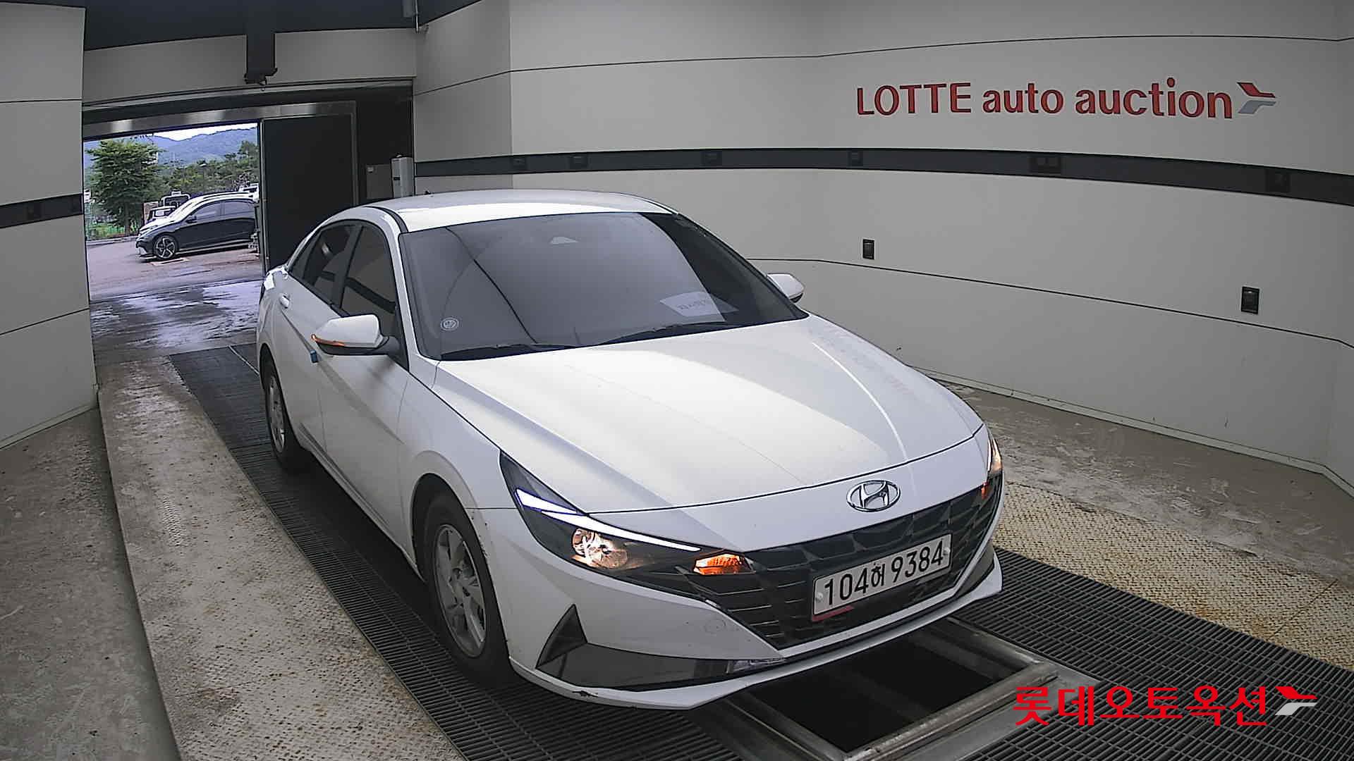 2021 - hyundai avante