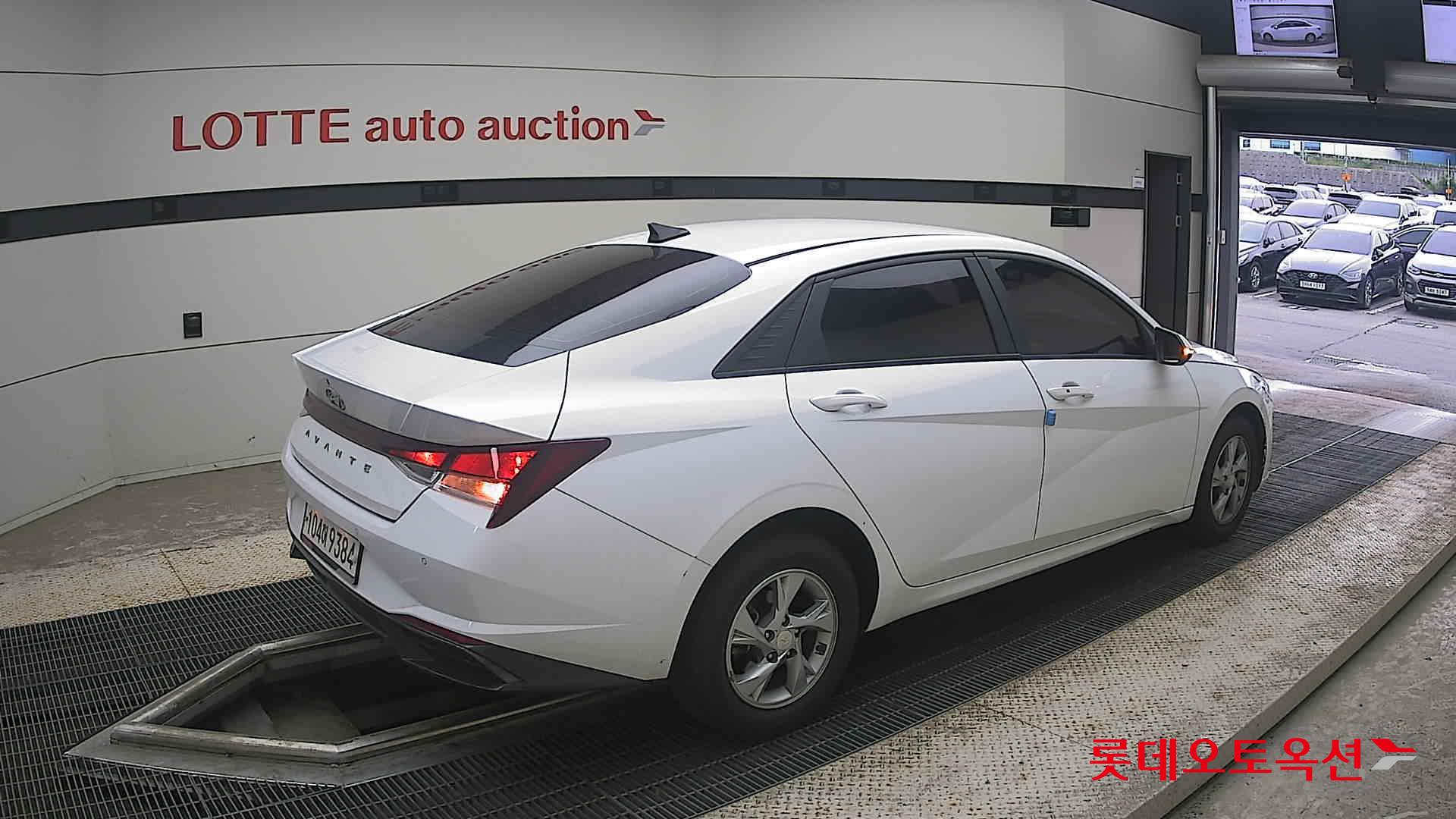 2021 - hyundai avante