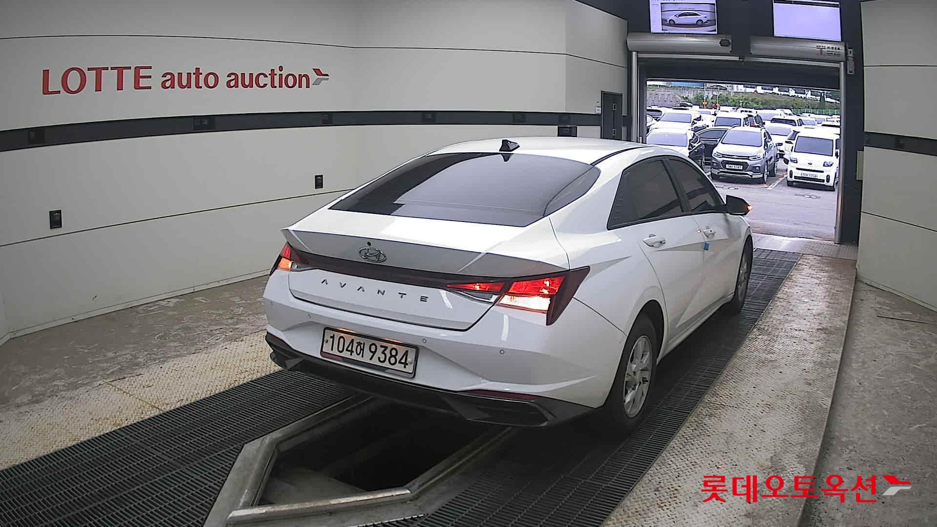 2021 - hyundai avante