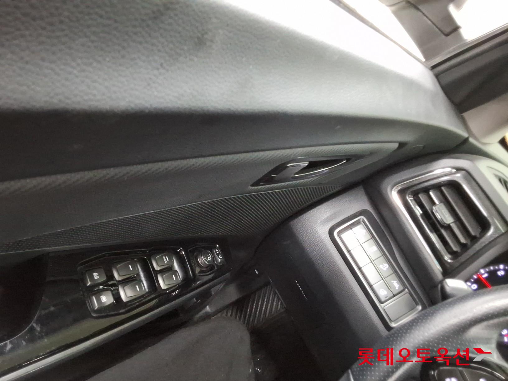 2021 - ssangyong tivoli