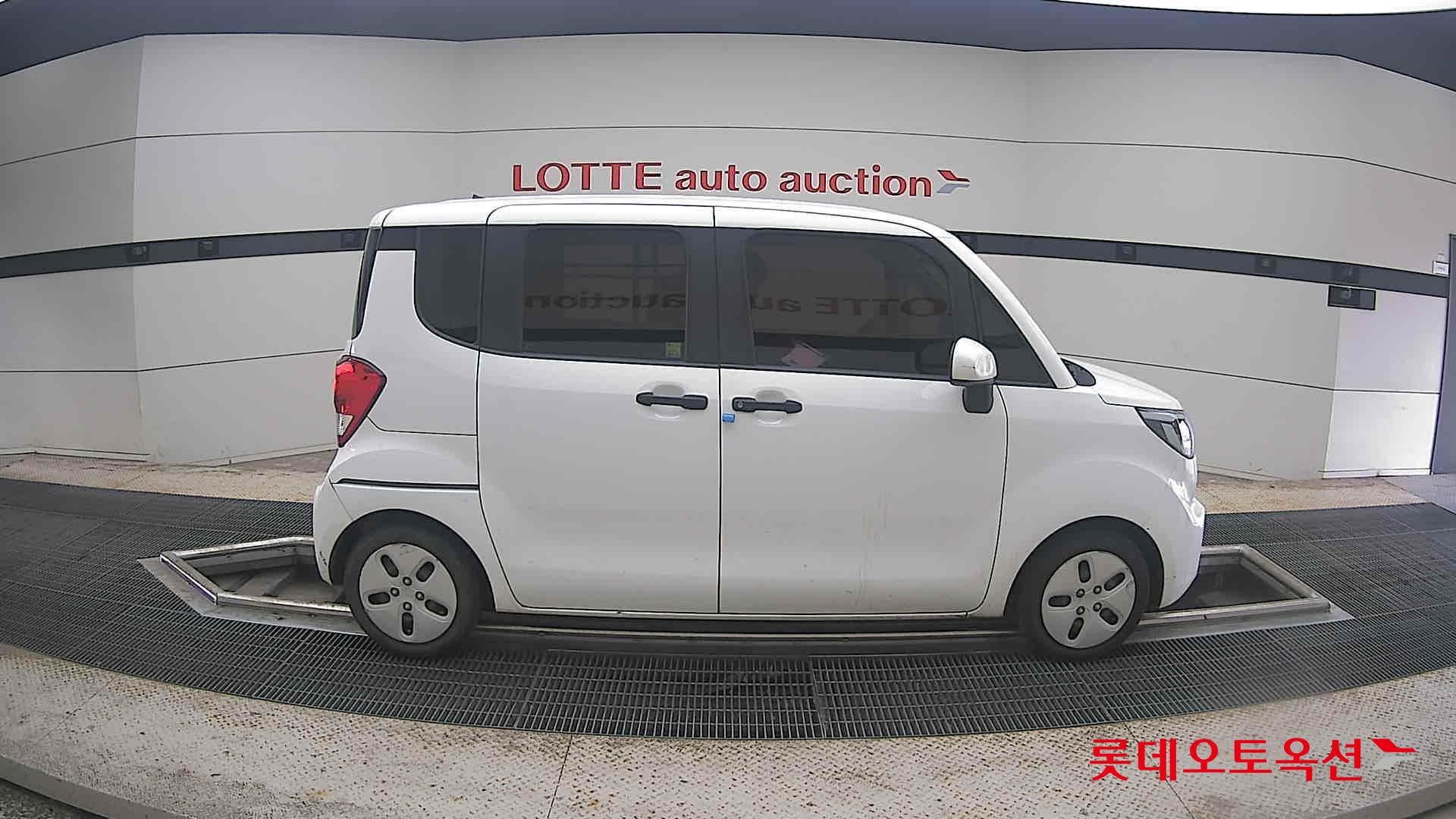 2022 - kia ray