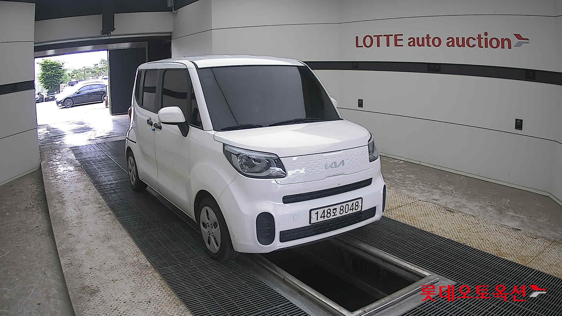 2022 - kia ray