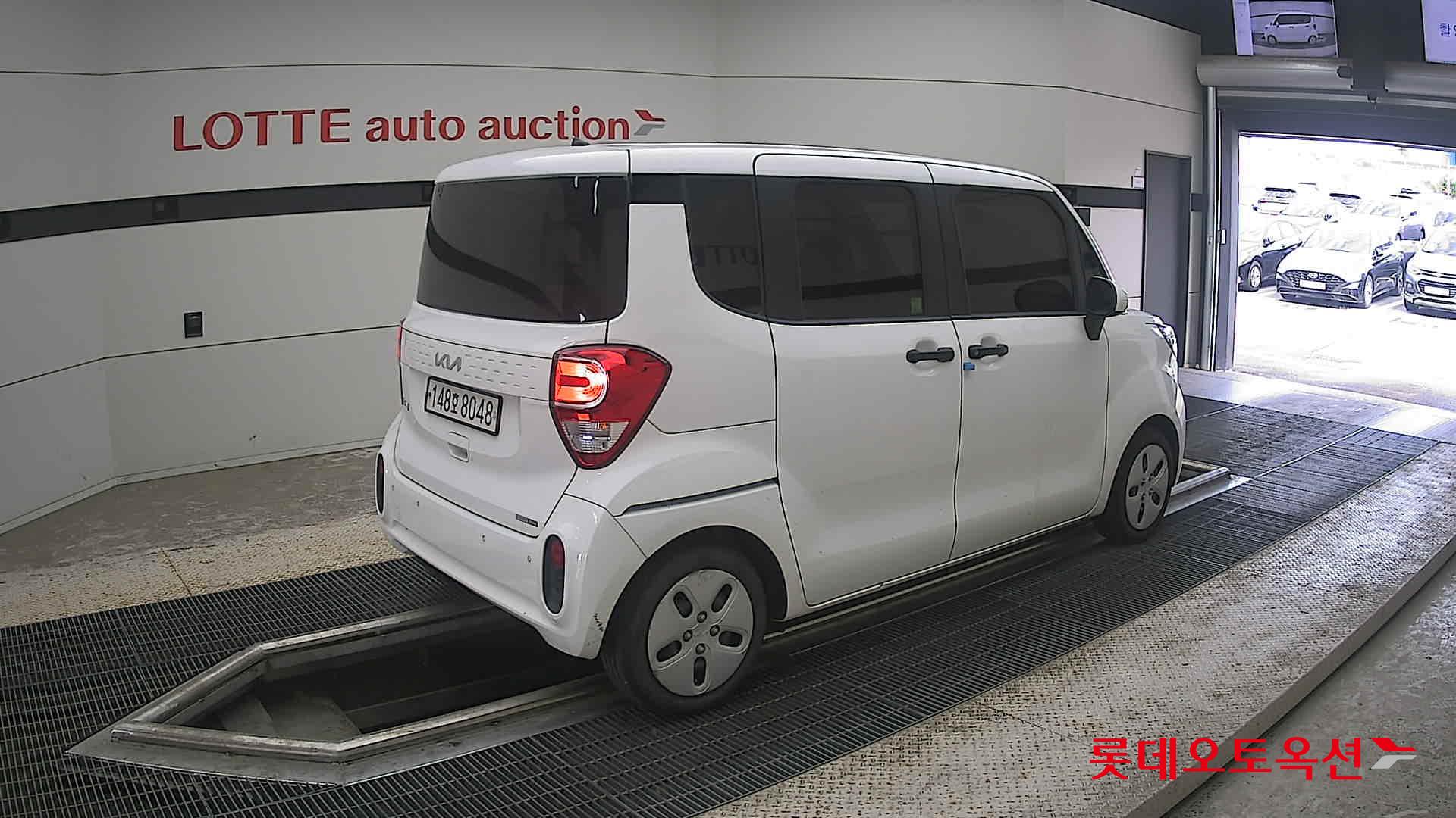 2022 - kia ray