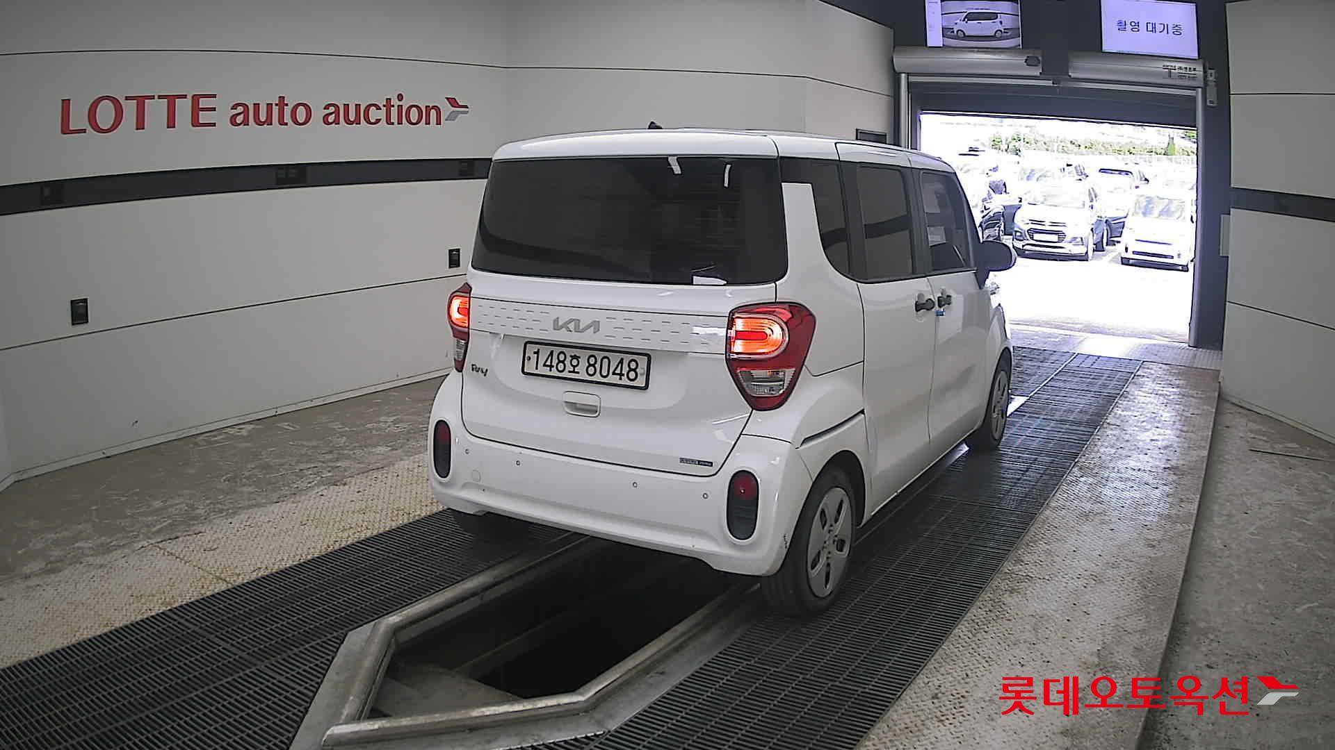 2022 - kia ray