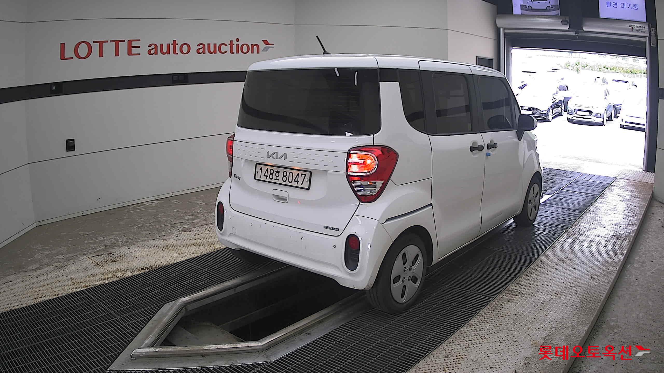 2022 - kia ray