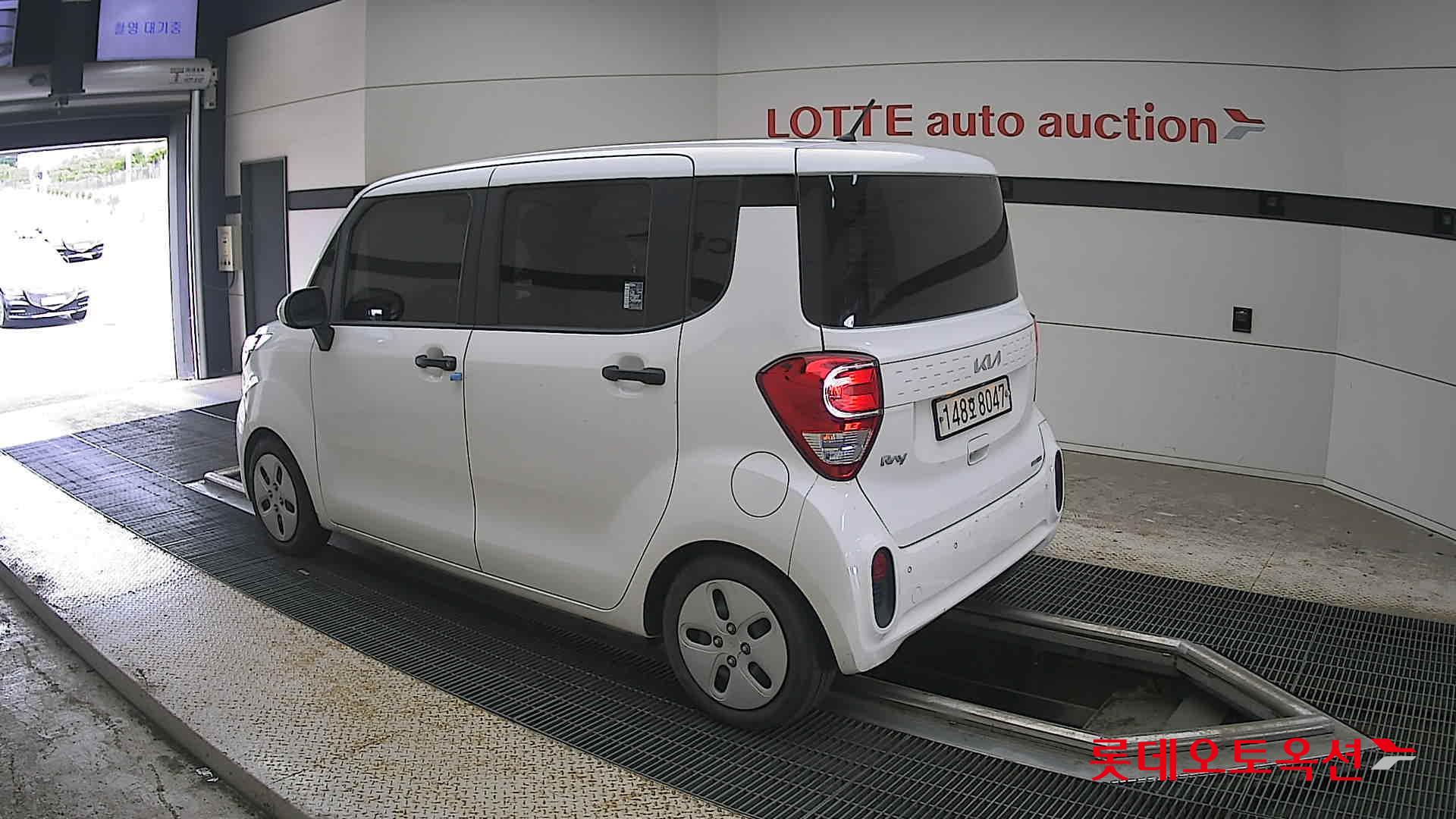 2022 - kia ray