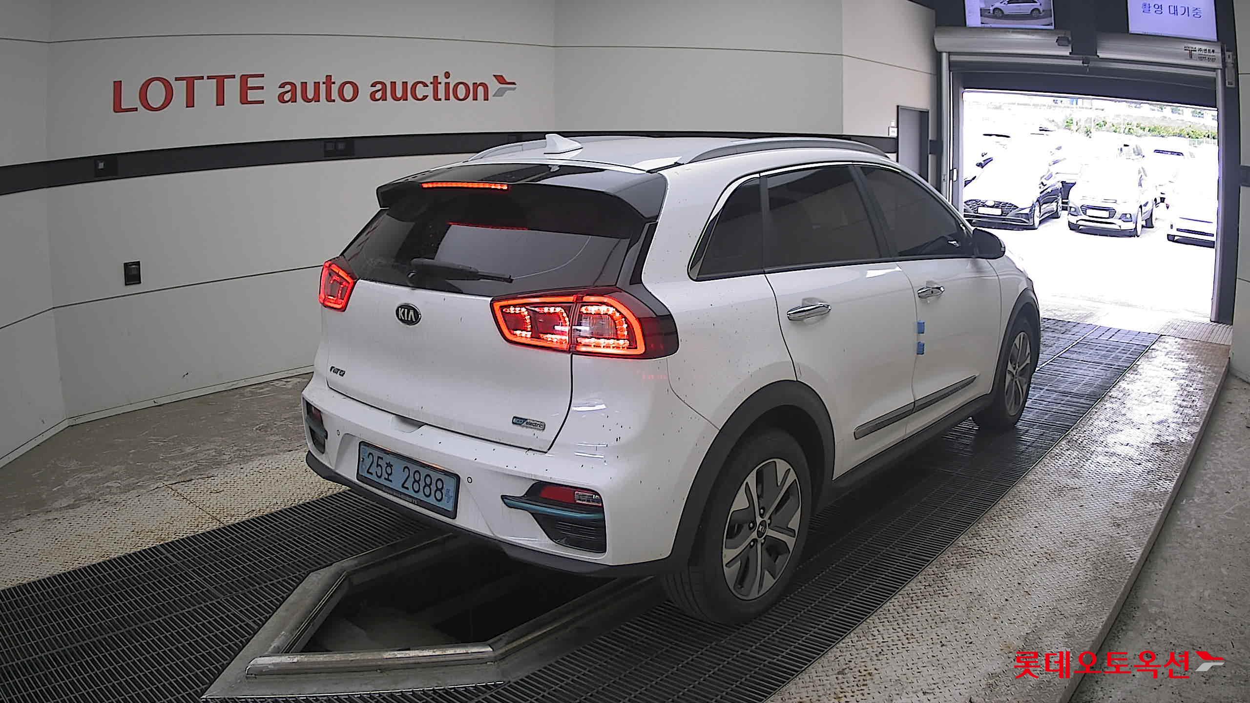 2021 - kia niro