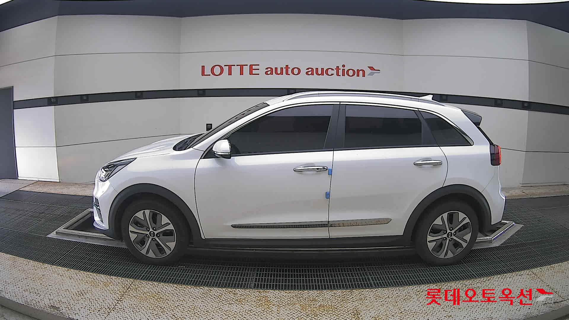 2021 - kia niro