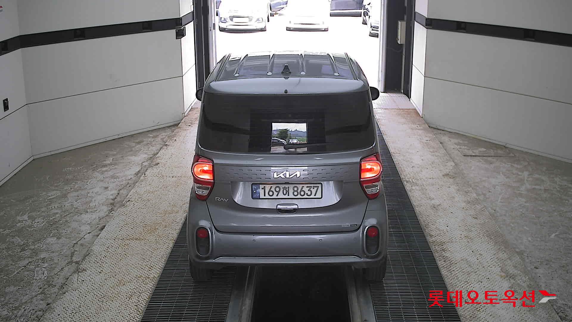 2022 - kia ray